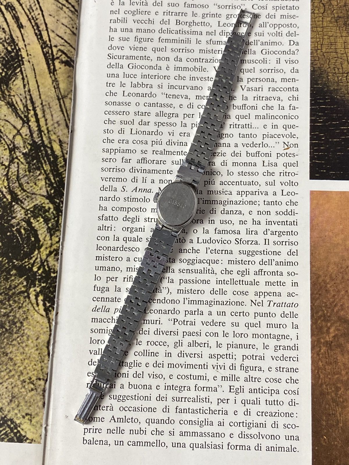 Jewelry Vintage Chaika Watch Retro Soviet Mechanical Dainty Rare Size ONE SIZE - 3 Thumbnail