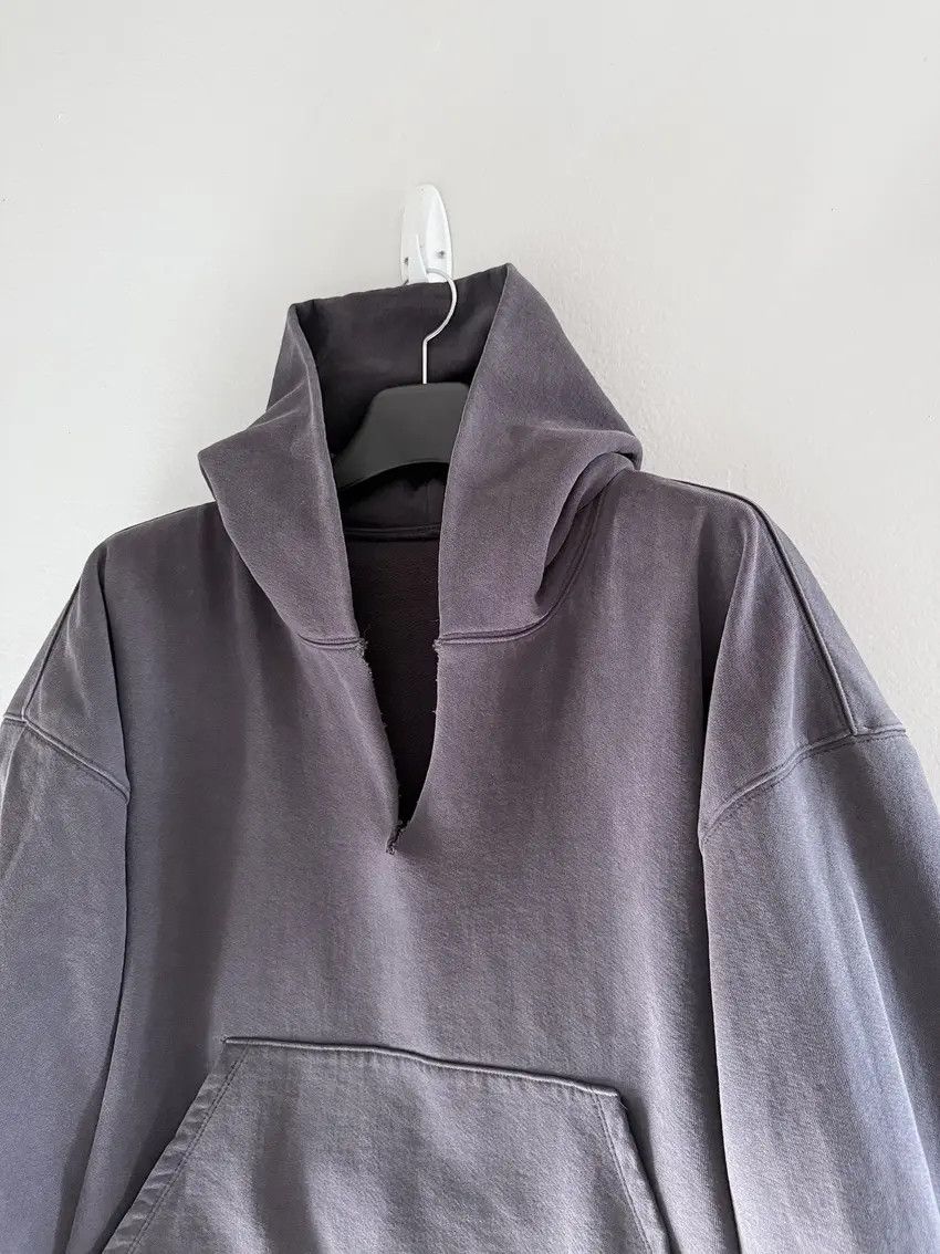 Greg Ross Yeezy Sample Made for Kanye Greg Ross V Neck Padded Hoodie Size US XL / EU 56 / 4 - 3 Thumbnail