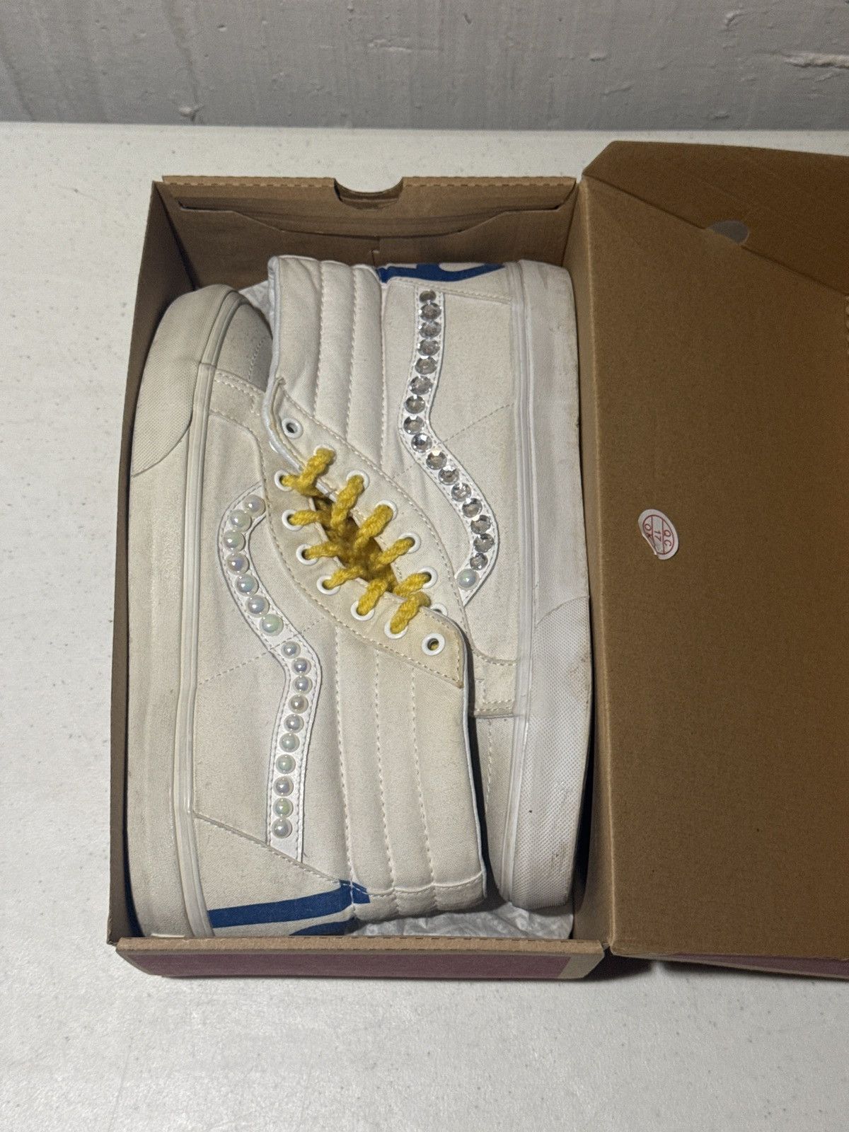 Vans Pearl Skate High by @kendallcustoms Size US 11 / EU 44 - 7 Thumbnail