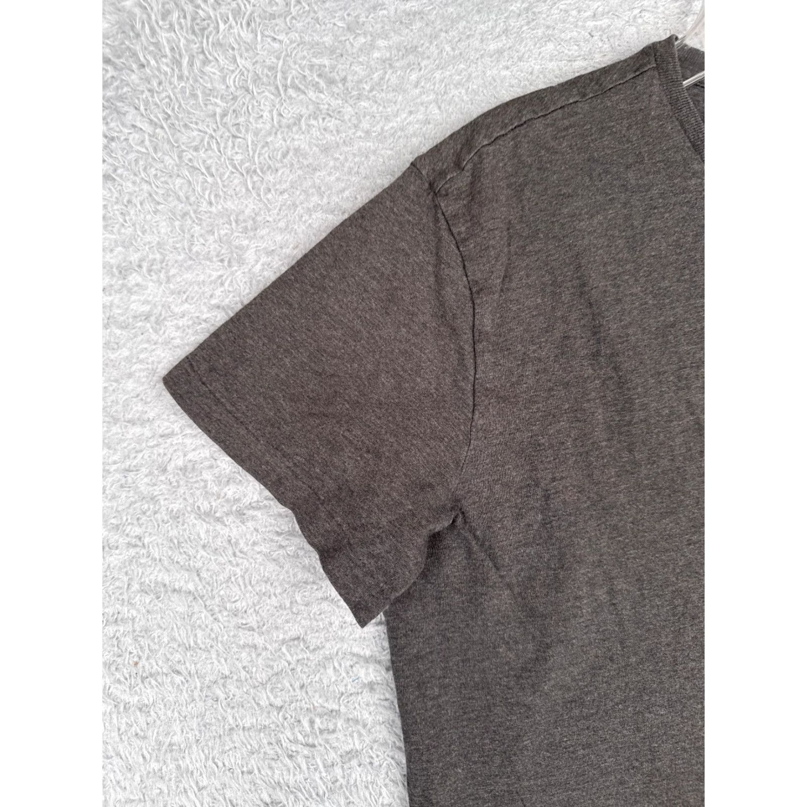 Ralph Lauren Polo Ralph Lauren Shirt Adult Medium Gray Crew Neck 100% Cotton Pocket Logo American Outdoor Men T-Shirt Short Sleeve All Seasons Regular Size M Mens Size US M / EU 48-50 / 2 - 3 Thumbnail