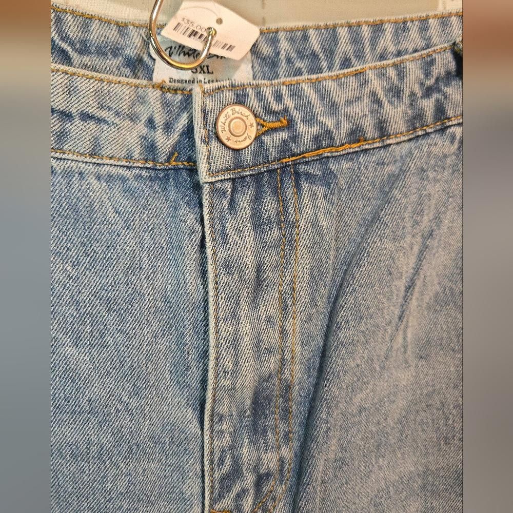 Designer White Birch Distressed Jean Short Size 42" / US 20 - 3 Thumbnail