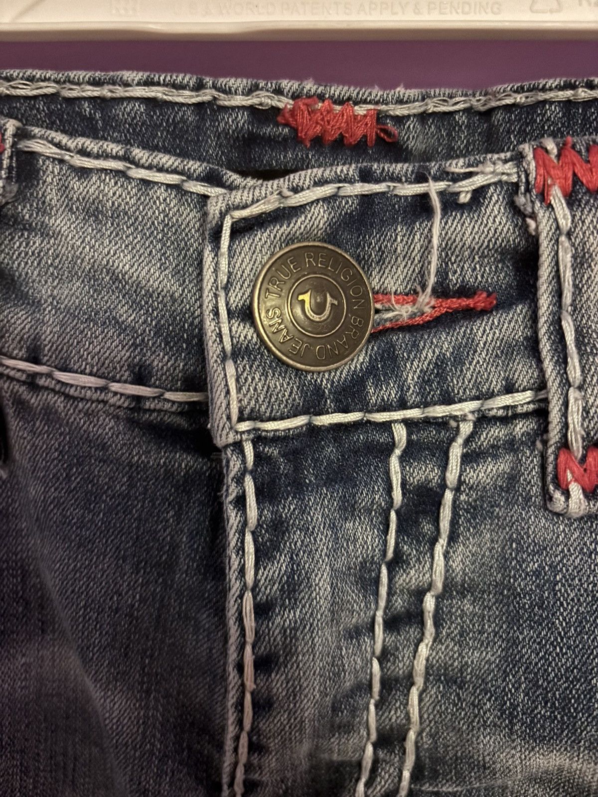 True Religion True Religion Blue/Pink Horseshoe Relaxed Straight Shorts Size US 33 - 2 Thumbnail