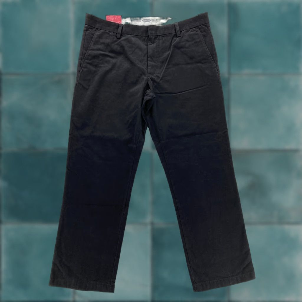 Old Navy Old Navy Pants Mens 34x30 Black Cotton Classic Straight Leg Casual Preppy Work Size US 34 / EU 50 - 1 Thumbnail