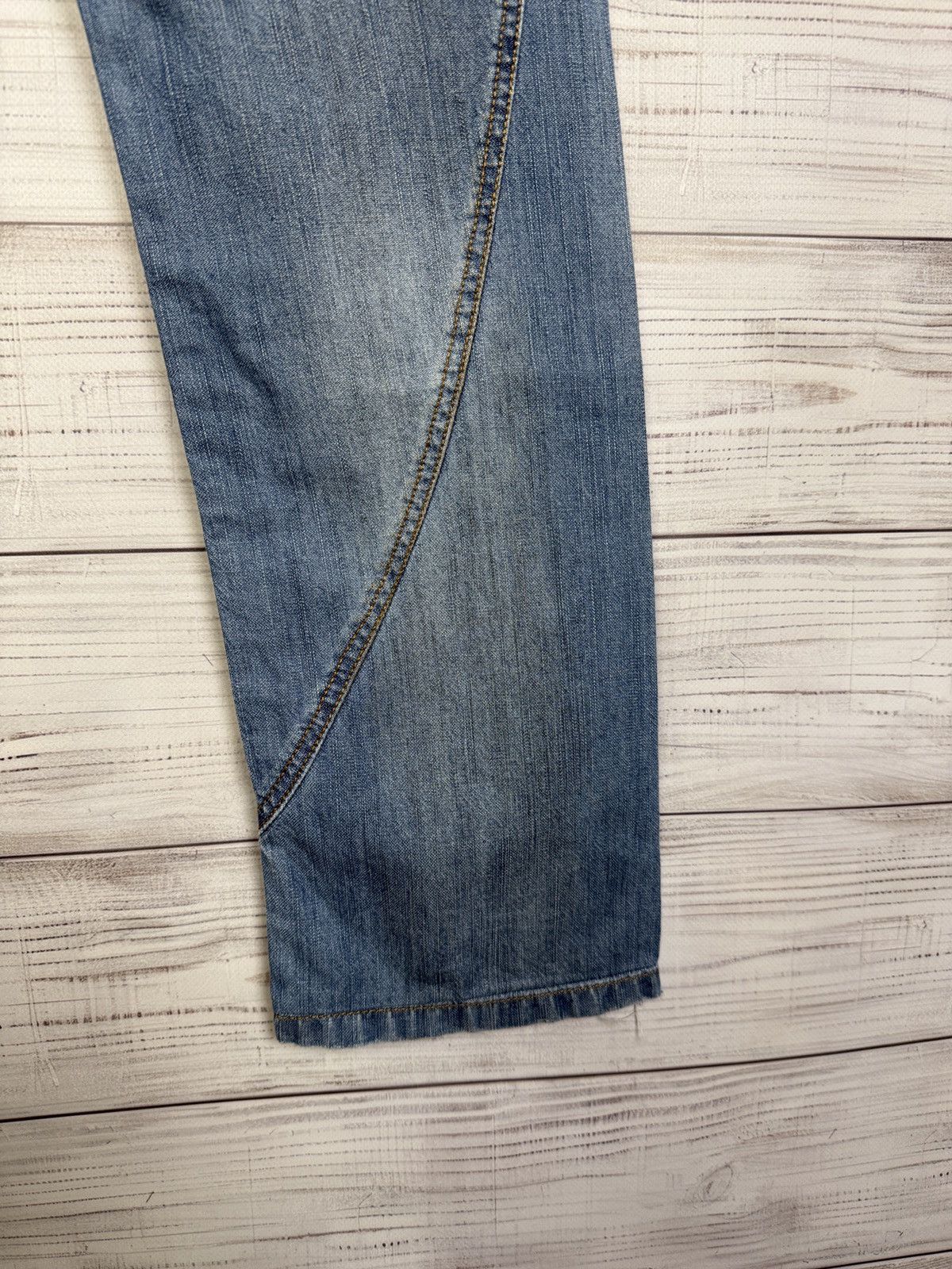 Dolce & Gabbana Vintage Dolce Gabbana Jeans Big Logo Washed Distressed Japan Size US 30 / EU 46 - 12 Thumbnail