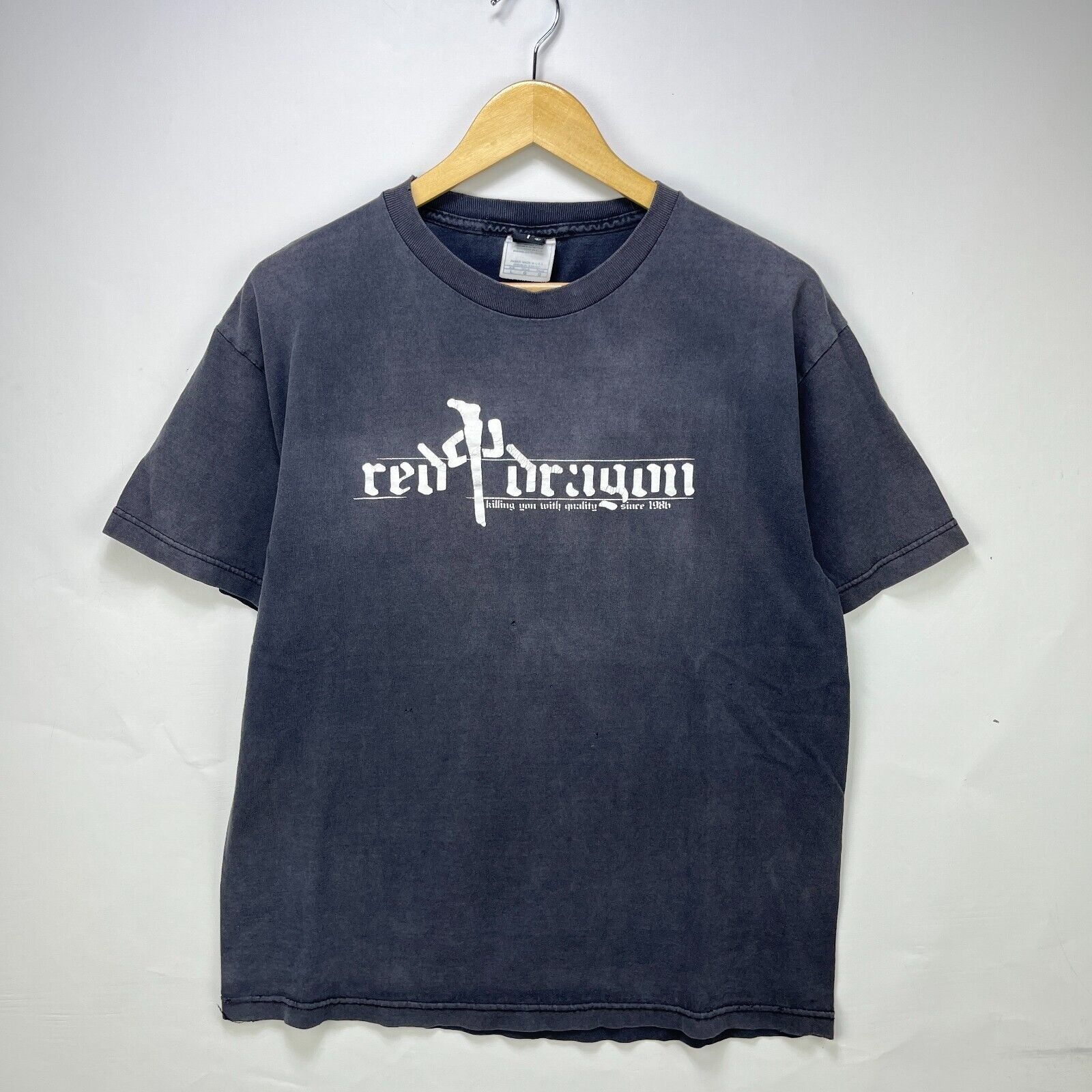 Vintage Vintage Red Dragon Skateboard Sun Faded T Shirt Large RDS Size US L / EU 52-54 / 3 - 1 Thumbnail
