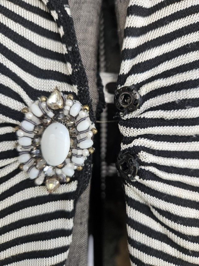 Anna Molinari Vintage Anna Molinari Jewel brooch knit cardigan. Size L / US 10 / IT 46 - 5 Thumbnail