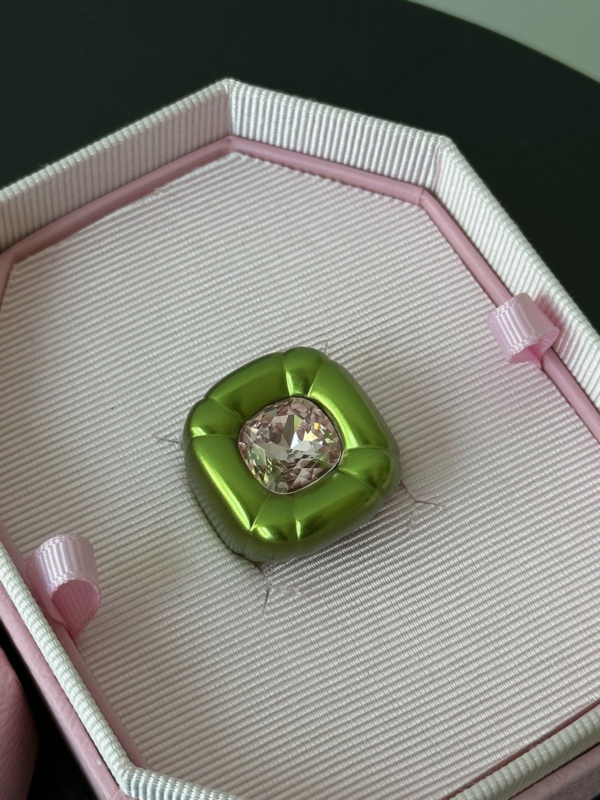 Swarovski Swarovski Dulcis Ring, Cocktail ring, Pillow cut, Green Size ONE SIZE - 2 Thumbnail