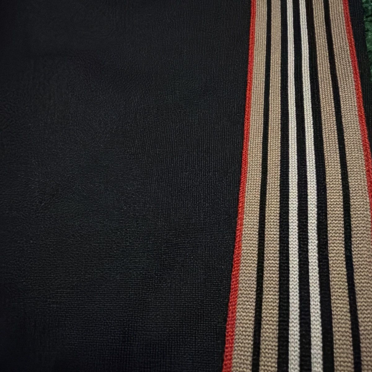Burberry Burberry Sweatpants Size US 34 / EU 50 - 8 Thumbnail