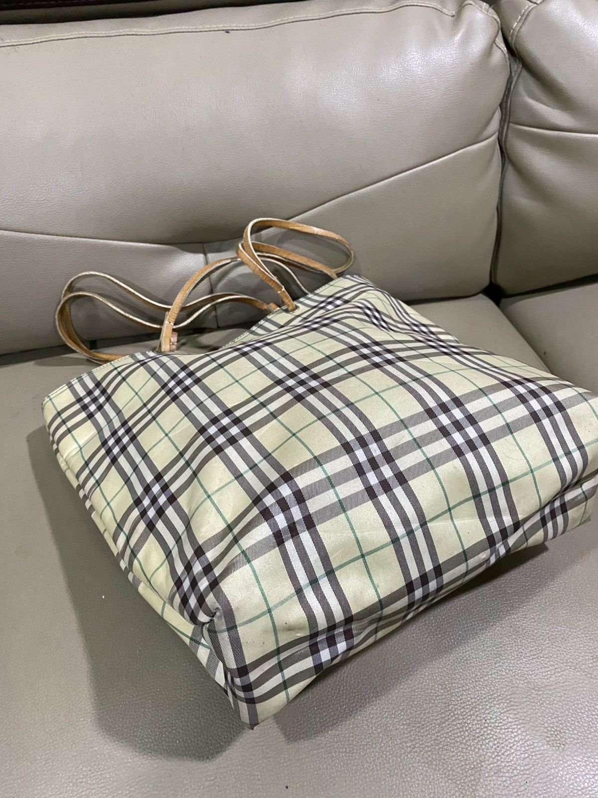Burberry Authentic Vintage Burberry Nova Check Tote Bag Size ONE SIZE - 7 Thumbnail