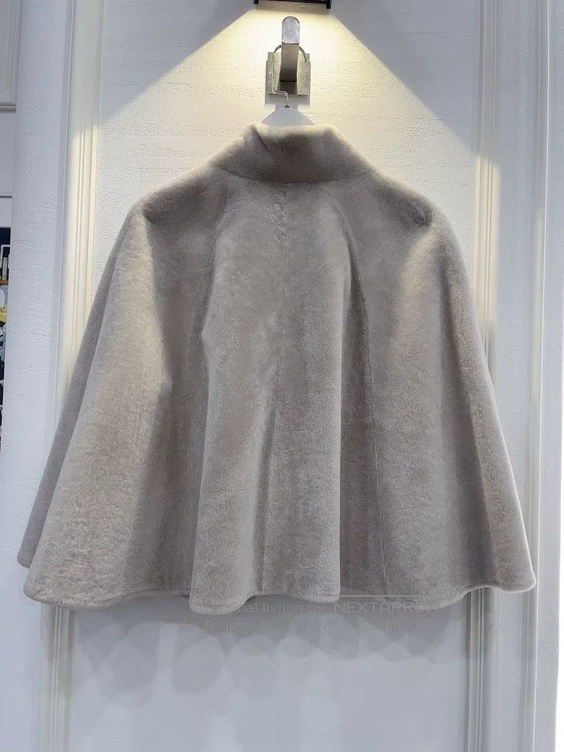 Loro Piana Loro Piana Light color silk top Size S / US 4 / IT 40 - 2 Thumbnail