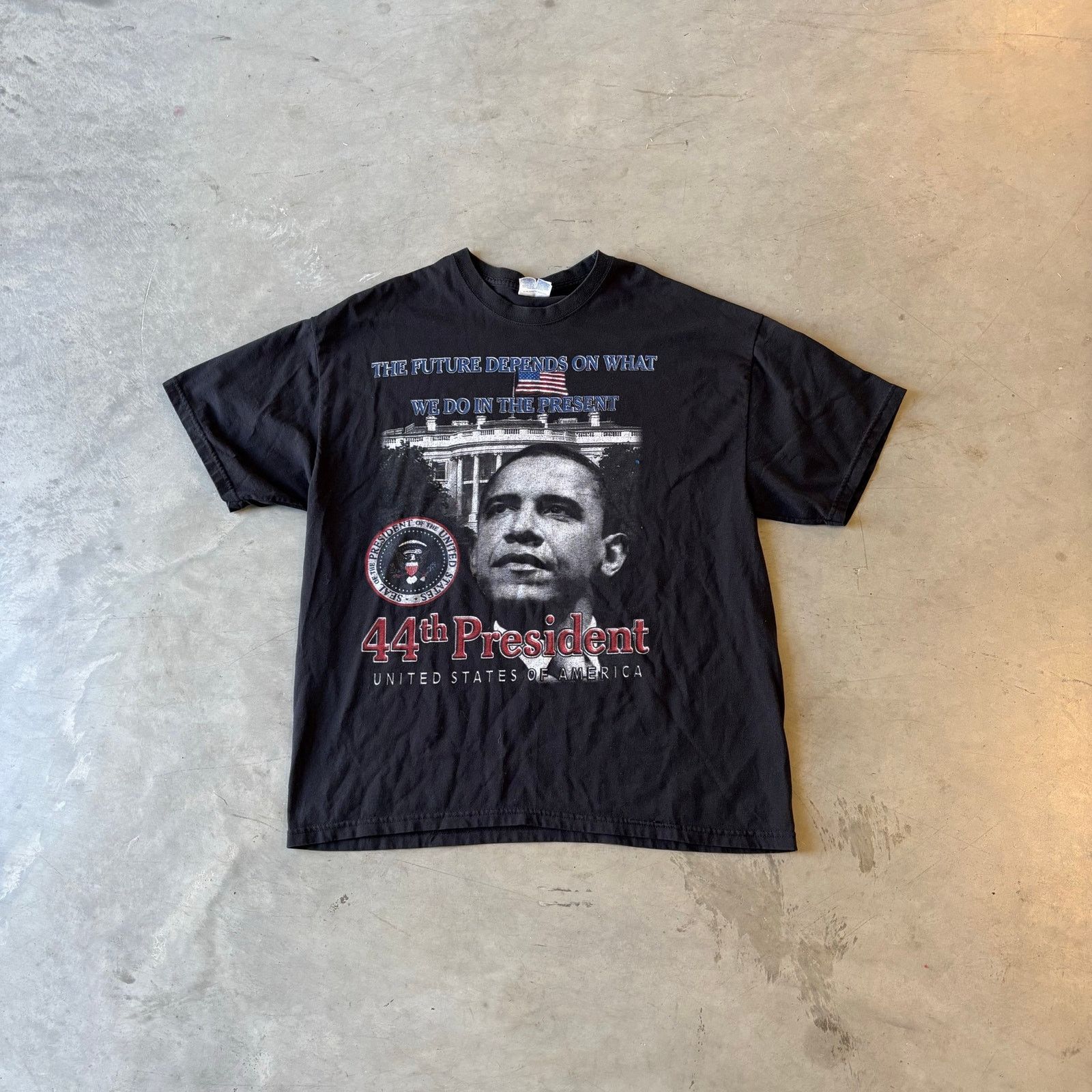 Vintage y2k barack obama t-shirt Size US XL / EU 56 / 4 - 1 Thumbnail