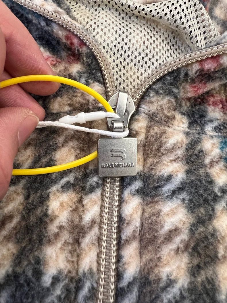 Balenciaga Balenciaga Checked double hook logo coat Size US S / EU 44-46 / 1 - 7 Thumbnail
