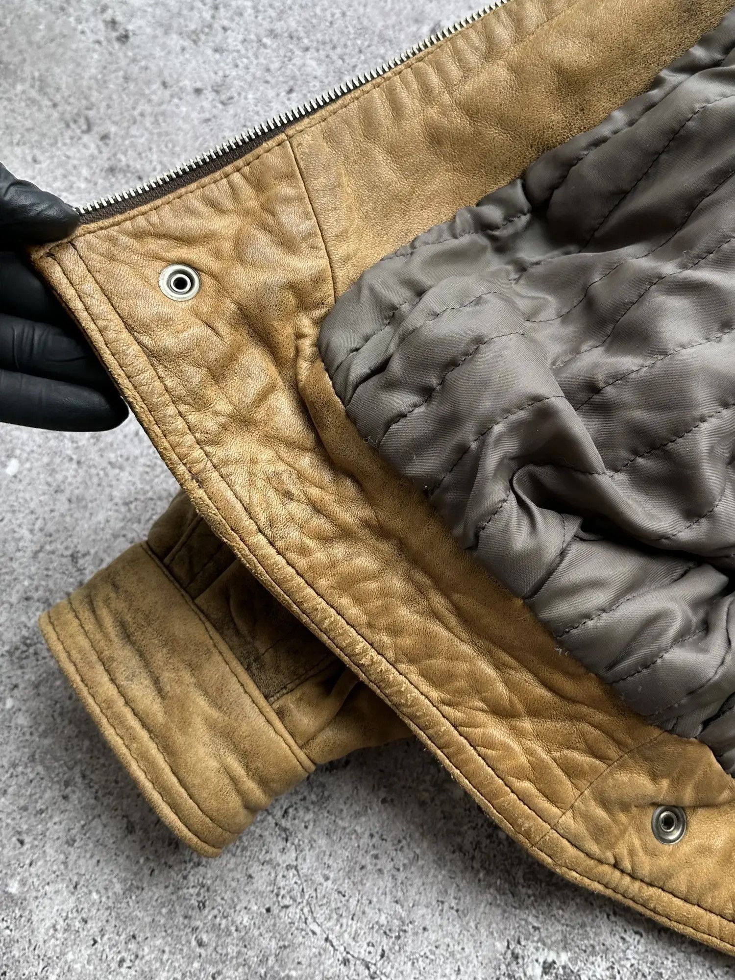 Japanese Brand Vintage Faded Leather Jacket C554(V108) Size US M / EU 48-50 / 2 - 9 Thumbnail