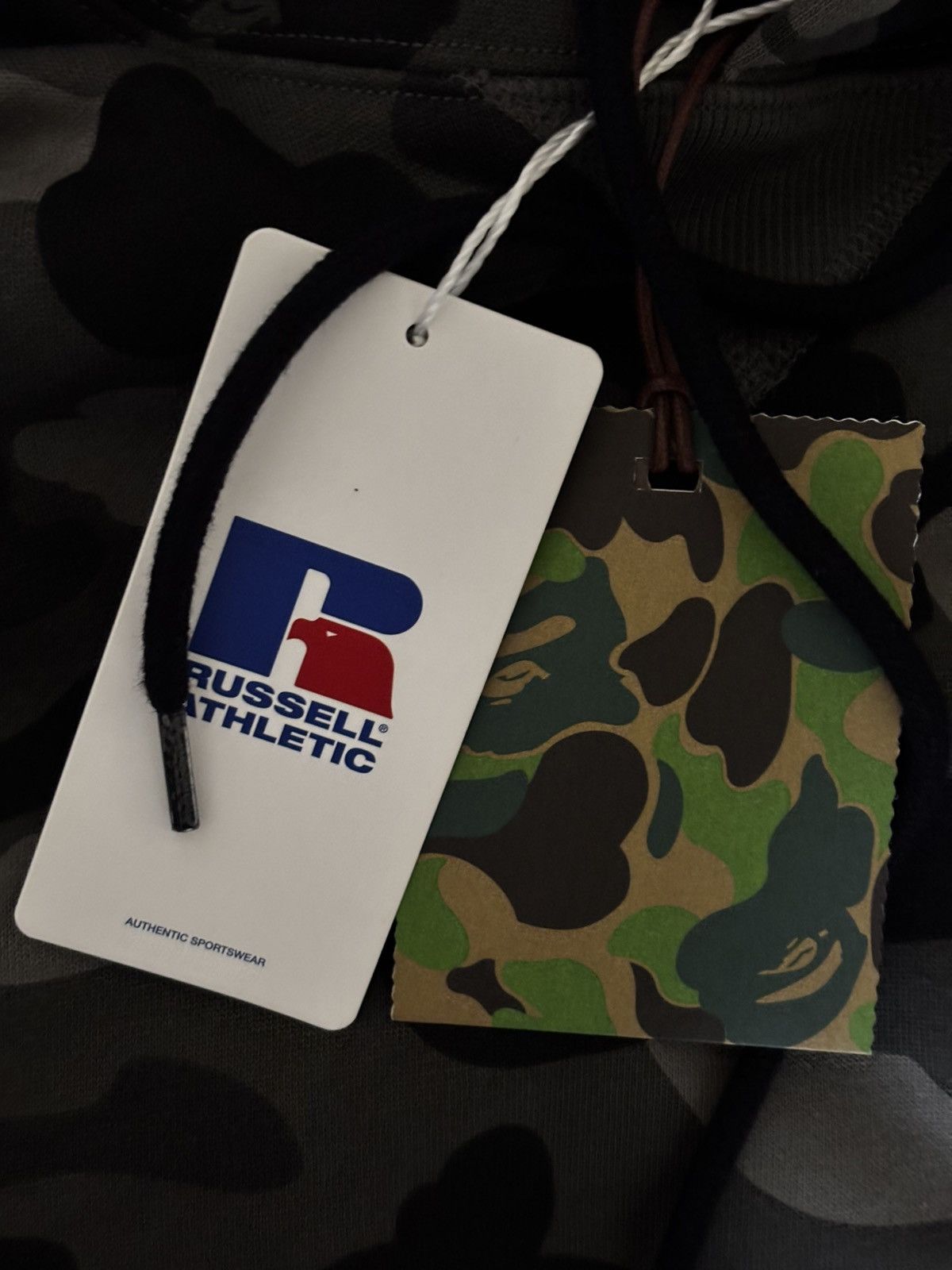 Bape Ape bape x Russell color camo college pullover hoodie M mew Size US M / EU 48-50 / 2 - 7 Thumbnail