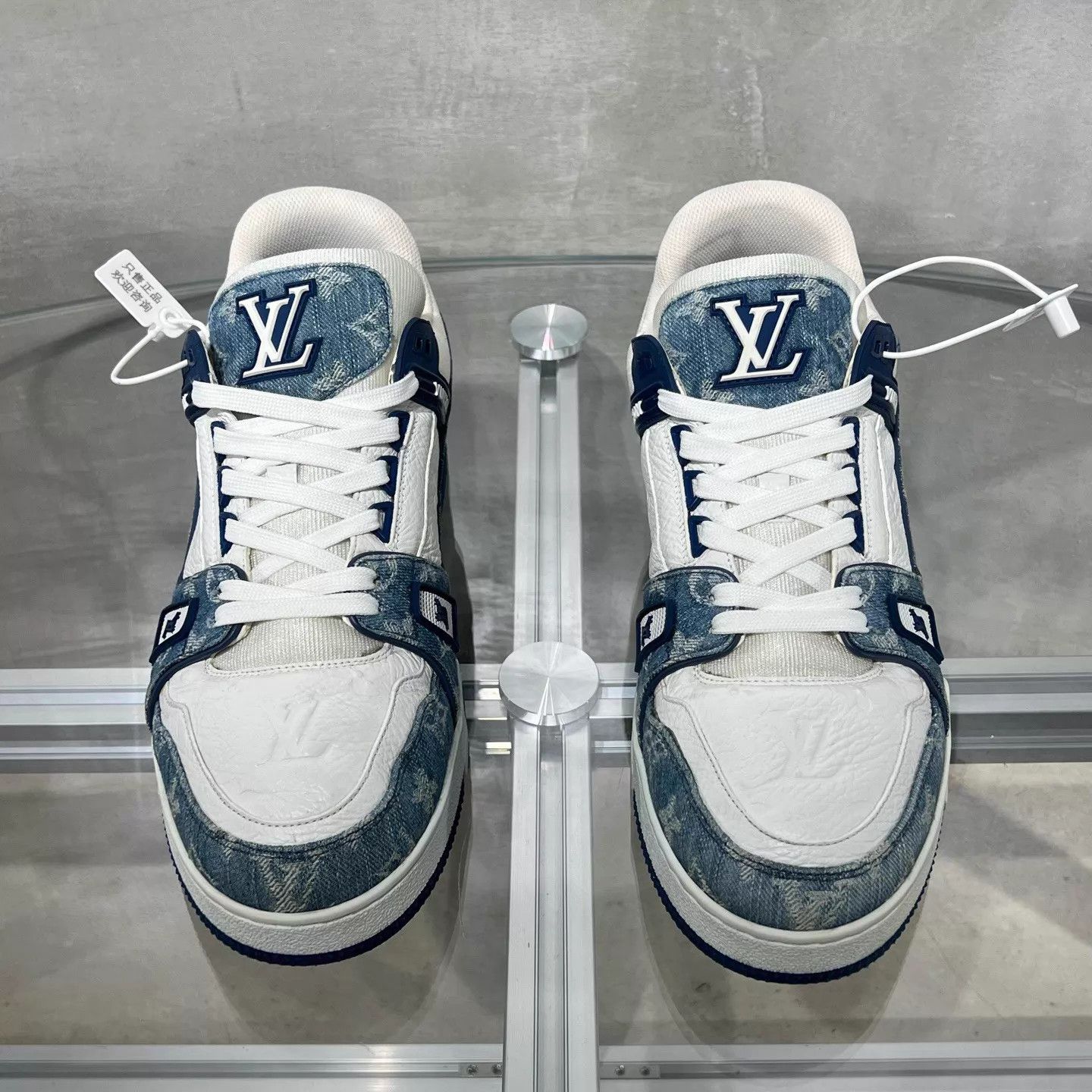 Louis Vuitton LV Trainer White Blue Denim UK9.5/43.5 Size US 10.5 / EU 43-44 - 1 Thumbnail