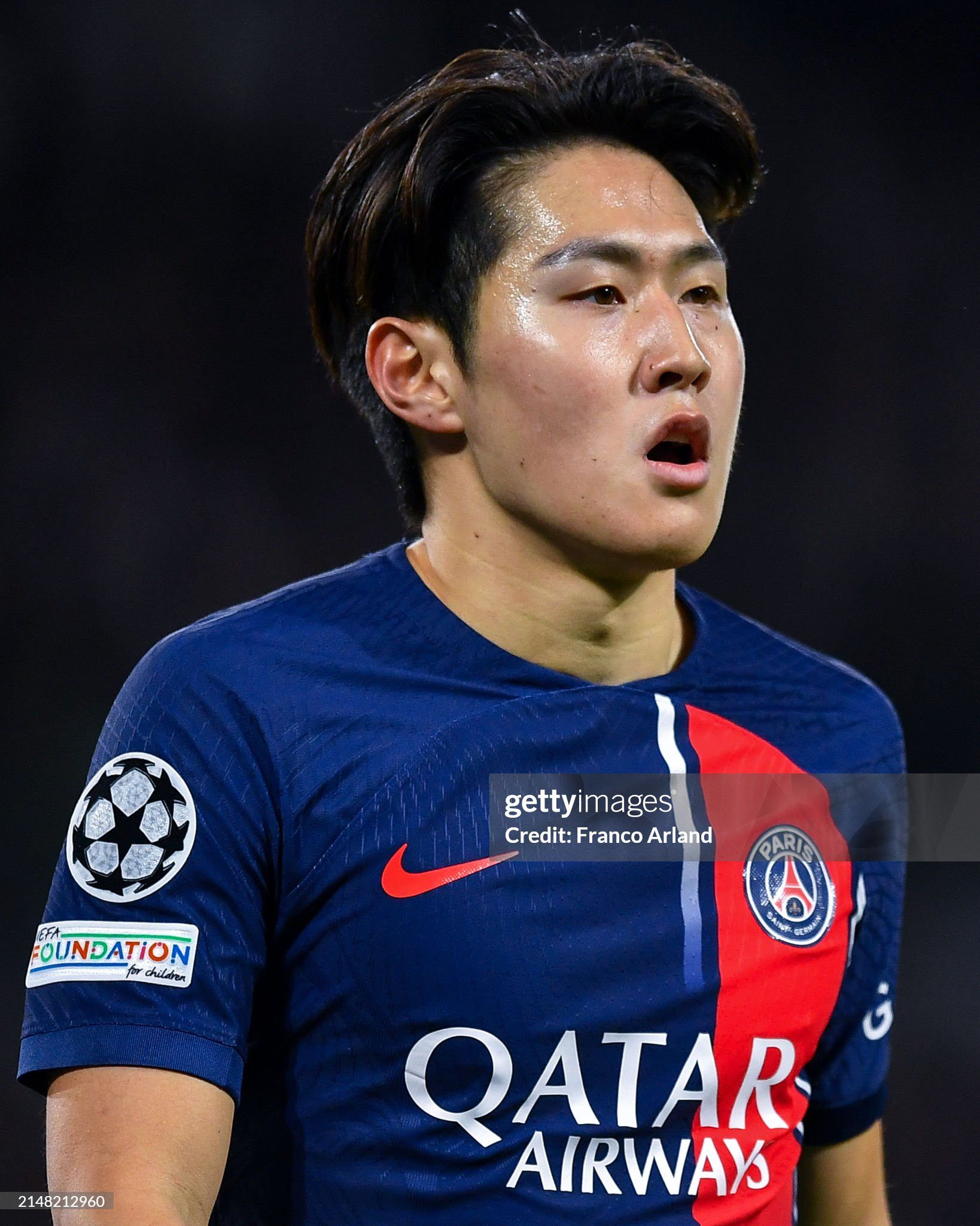 Nike Nike x Paris Saint-Germain (PSG) 23/24 #19 Lee Kang In Size US L / EU 52-54 / 3 - 3 Thumbnail