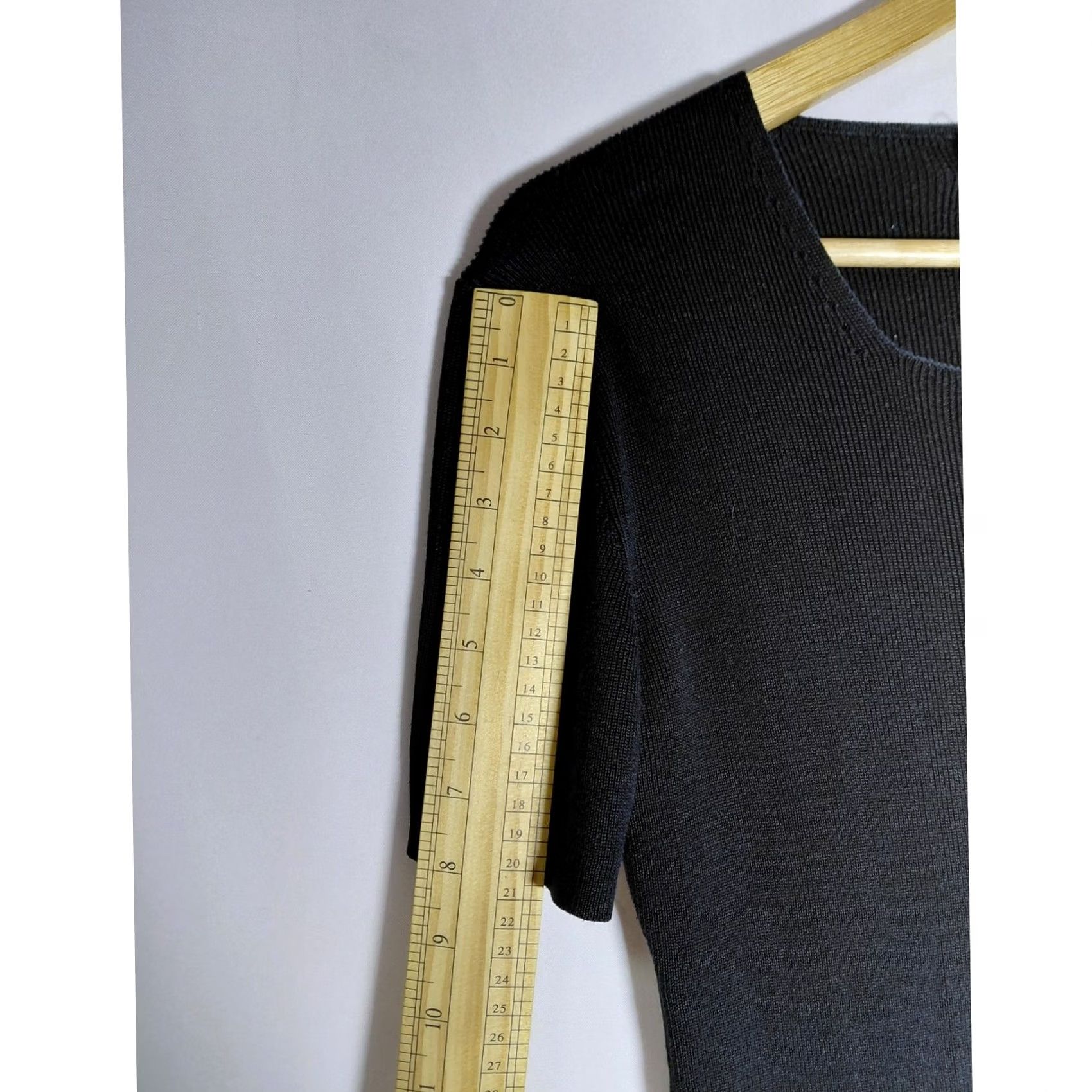 Vintage EURO-X Silk Black Top Solid Short Sleeve 100% Silk Women L Blouse Scoop Neck Pullover Casual Business Young Adult Womens Size L / US 10 / IT 46 - 5 Thumbnail