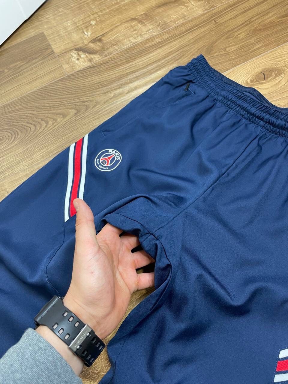 Jordan Brand × Vintage Vintage Nike Air Jordan Drill Nylon France PSG Pants Joggers Size US 36 / EU 52 - 10 Thumbnail