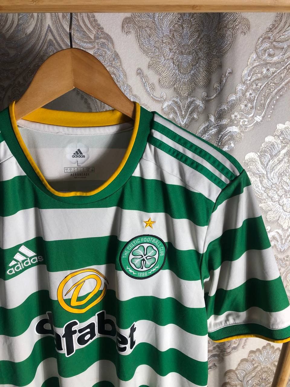 Adidas VINTAGE ADIDAS FC CELTIC SCOTLAND SOCCER JERSEY RETRO Y2K Size US L / EU 52-54 / 3 - 2 Thumbnail