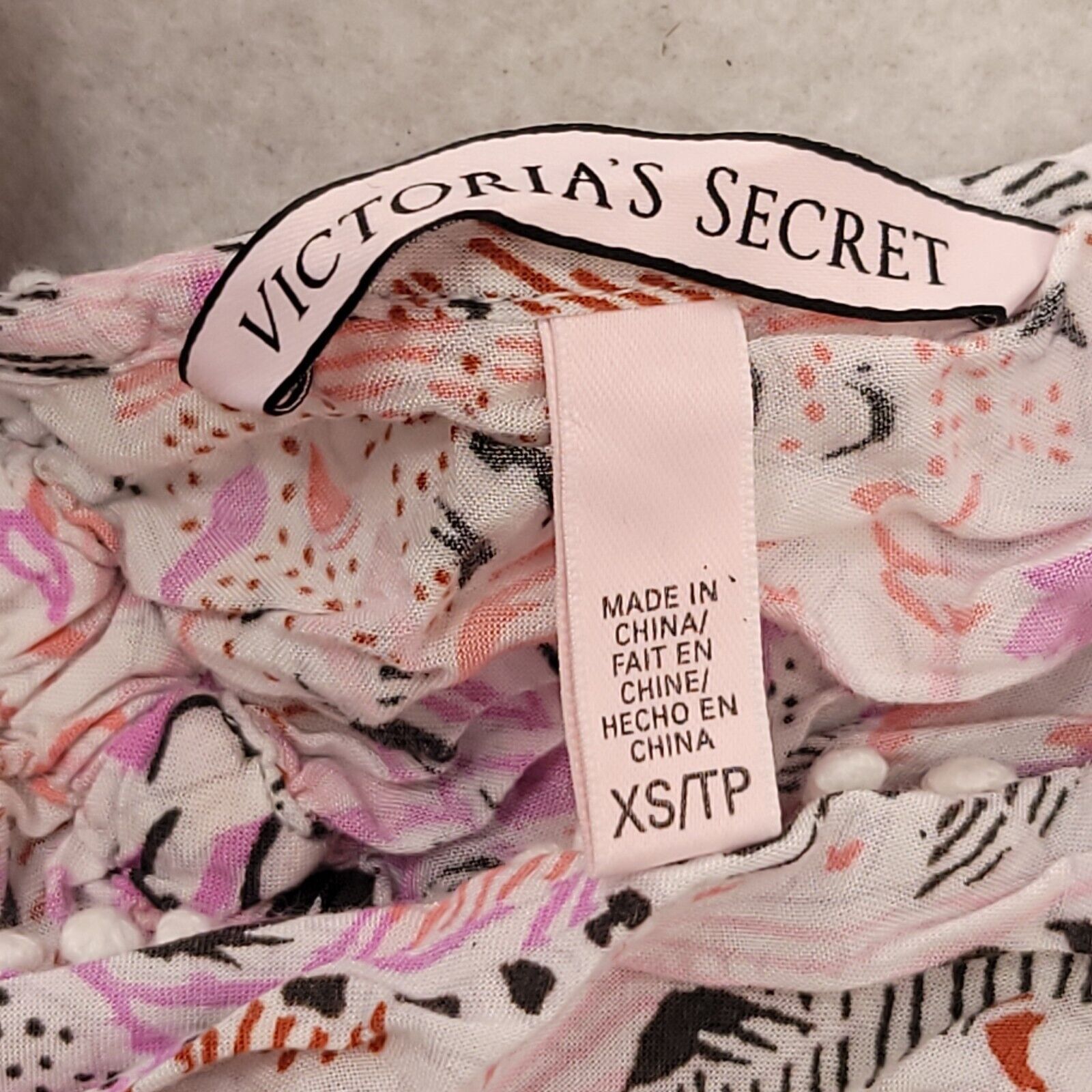 Victoria's Secret Victorias Secret Casual Pullover Blouse Womens Size XS Pink Size XS / US 0-2 / IT 36-38 - 3 Thumbnail