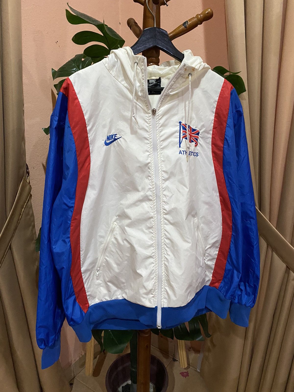Nike Vintage Nike Athletics Jacket | Retro UK-Made Windbreaker Size US XL / EU 56 / 4 - 3 Thumbnail