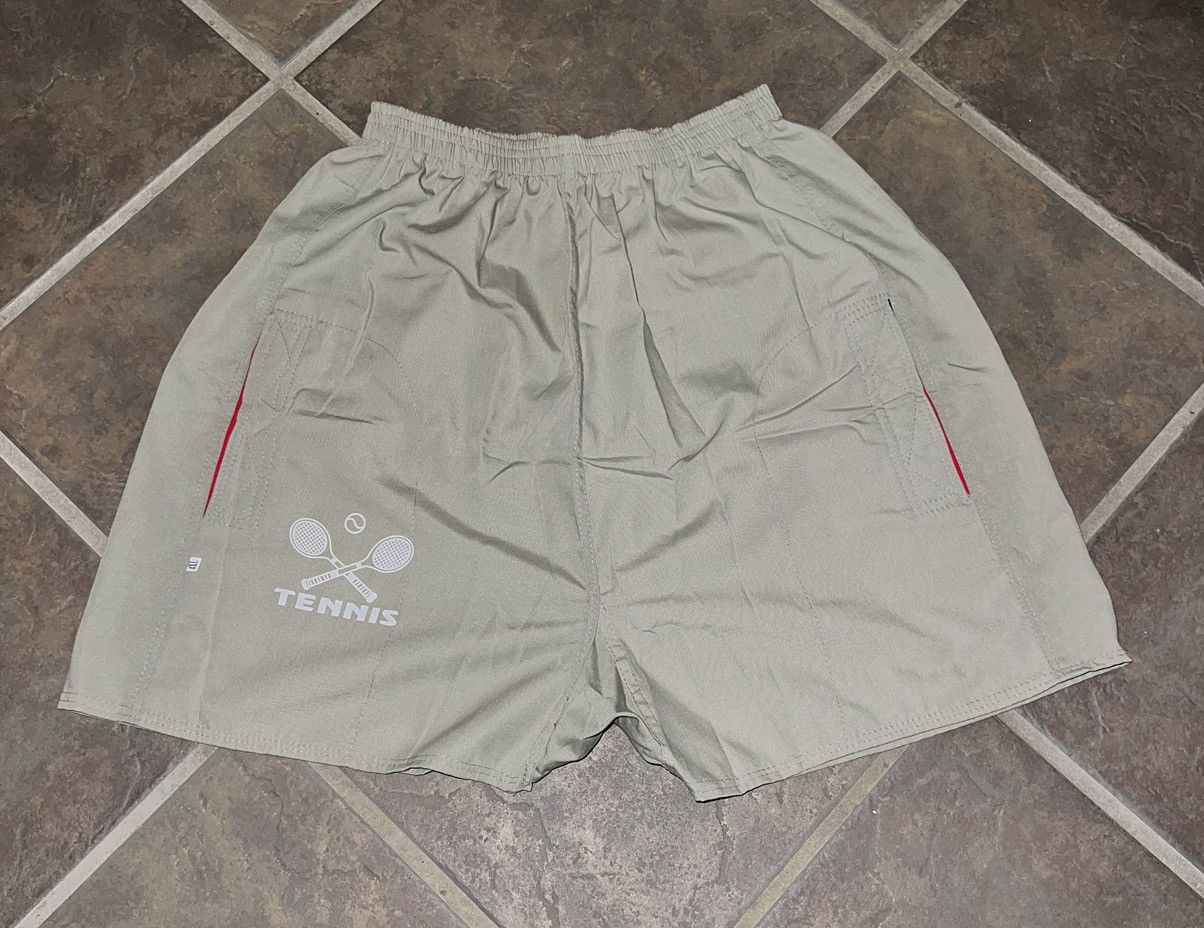 Vintage VINTAGE TENNIS SHORTS Size US 32 / EU 48 - 2 Thumbnail