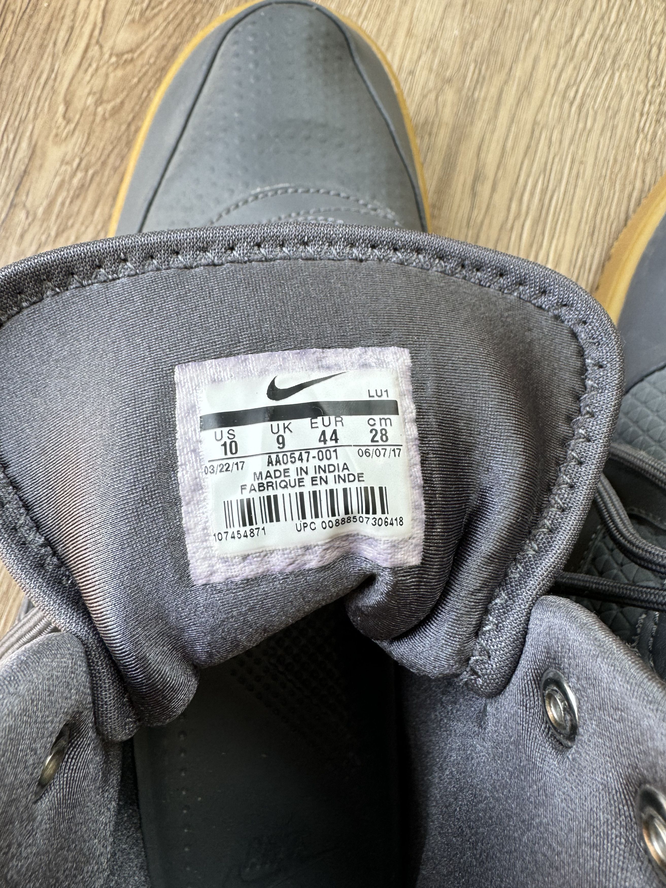 Nike Nike Court Borough Mid Winter Size US 10 / EU 43 - 10 Thumbnail