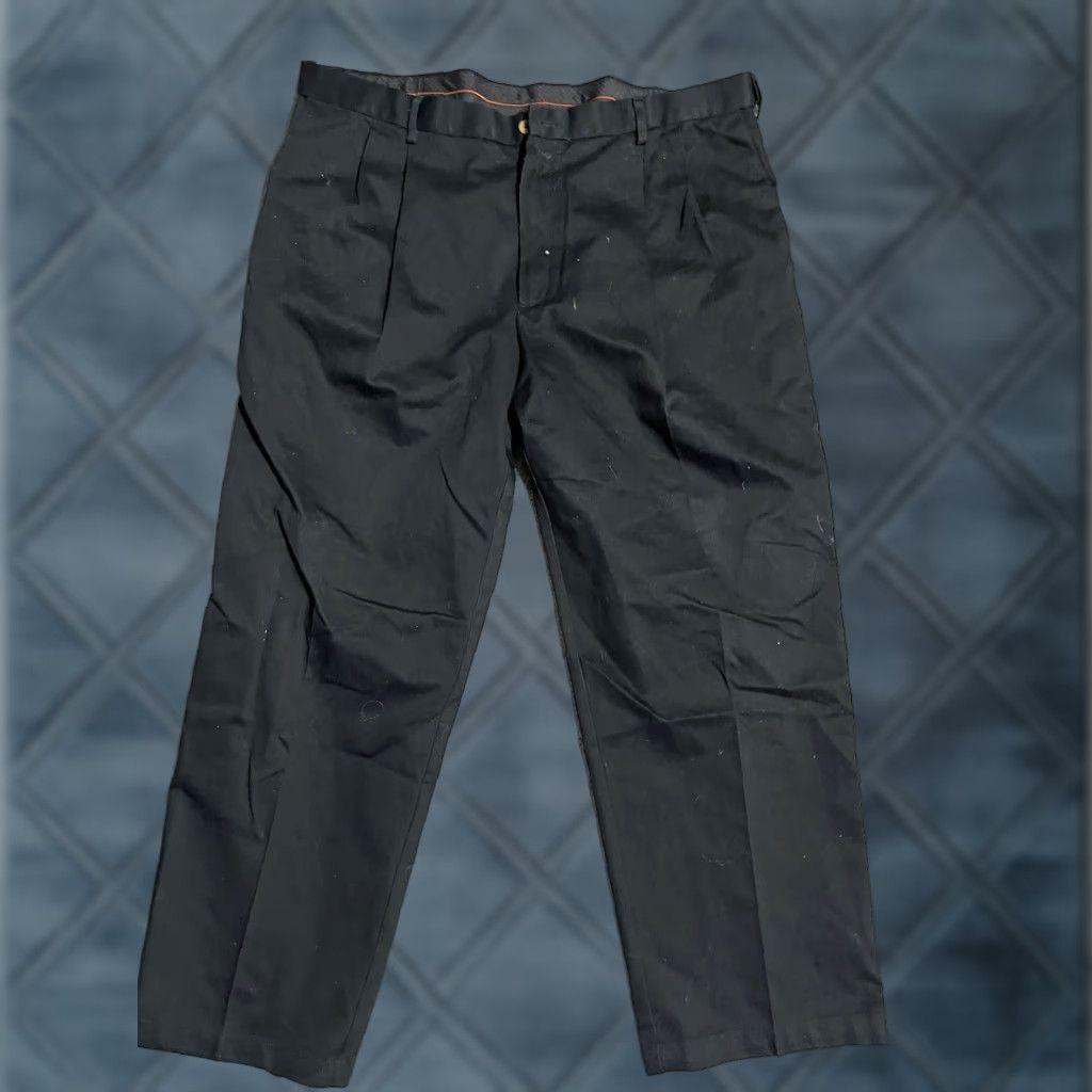 Haggar Men Haggar Pants Pleated Front Stretch waist 40x30 Solid Cotton Pants Men Haggar Pleated Front Stretch Waist 40x30 Solid Cotton Professionally? Size US 40 / EU 56 - 1 Thumbnail