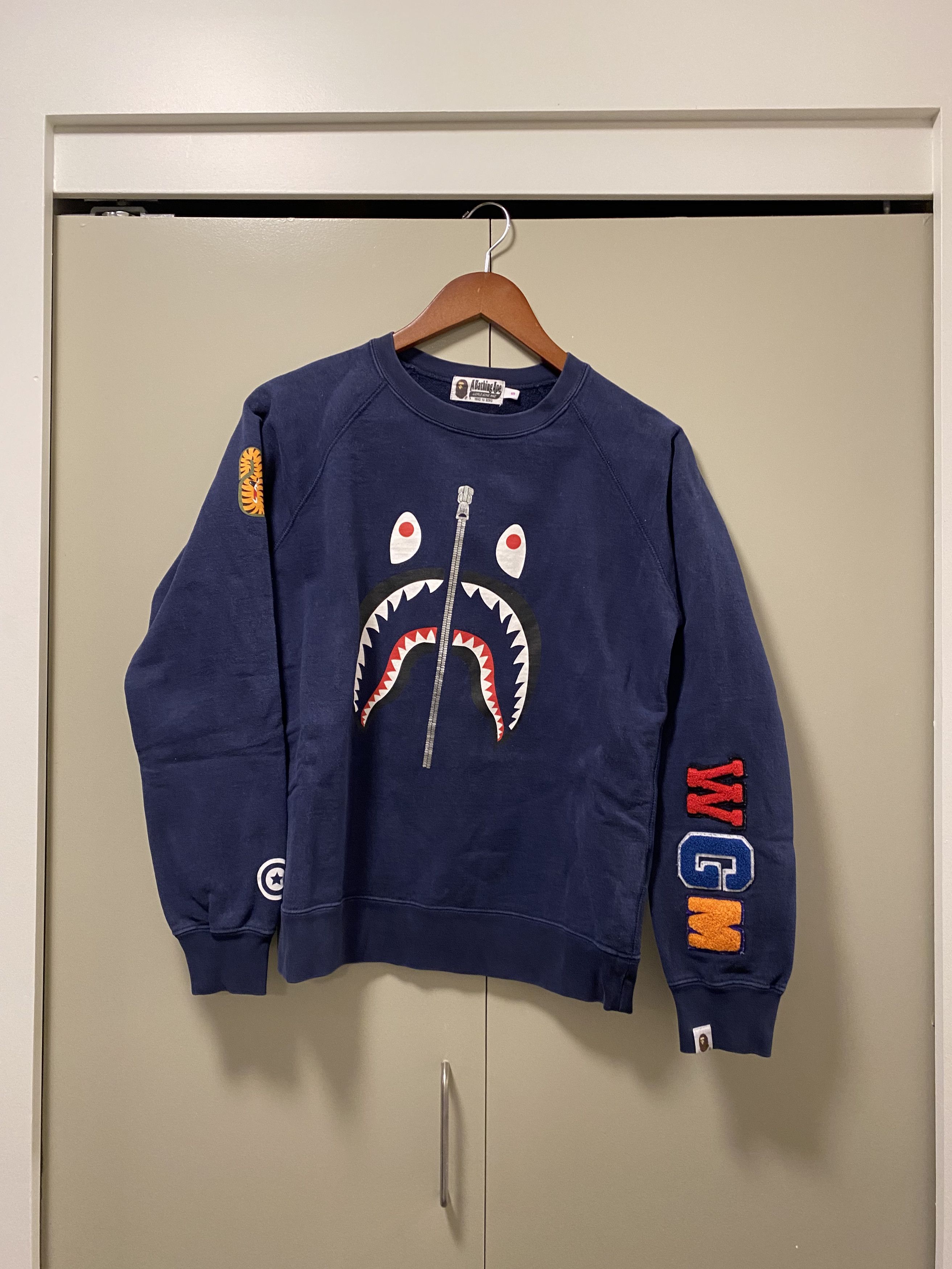 Bape Shark Crewneck Size S / US 4 / IT 40 - 1 Thumbnail