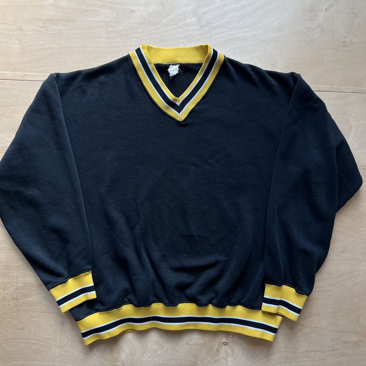 Vintage Russell Athletic Sweatshirt Black Yellows 70s Fleece