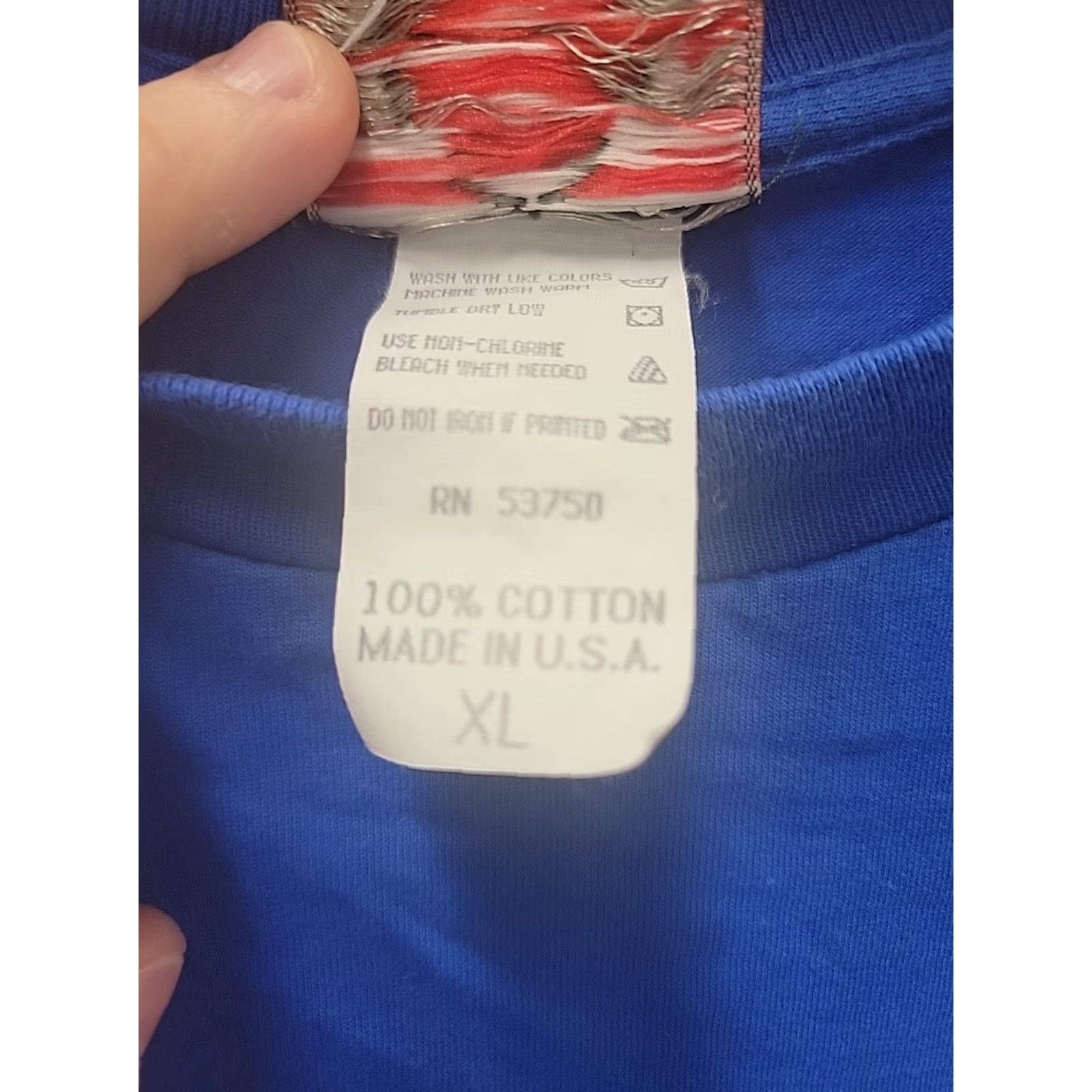 Marlboro VINTAGE Marlboro Adventure Team T-Shirt Ski Mens Medium Blue Crew Neck Short Sleeve Cotton Regular Pocket 90s Theme Ski Size US M / EU 48-50 / 2 - 6 Thumbnail