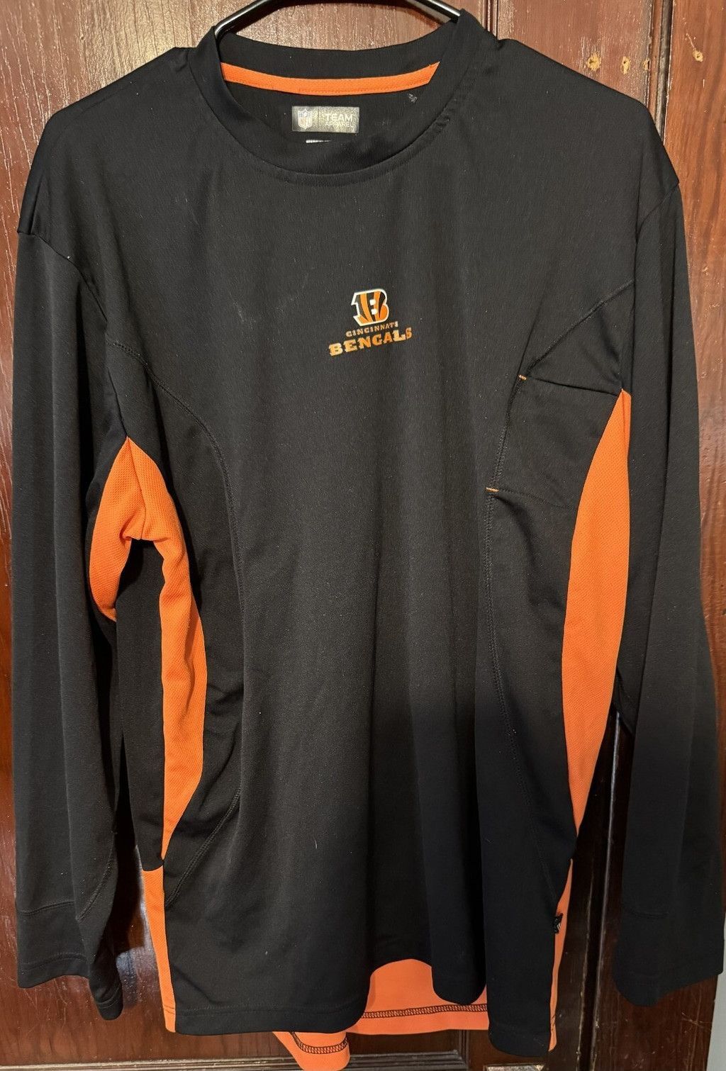 NFL Cincinnati Bengals Long Sleeve T-Shirt Black Men’s Size L Size US L / EU 52-54 / 3 - 1 Thumbnail