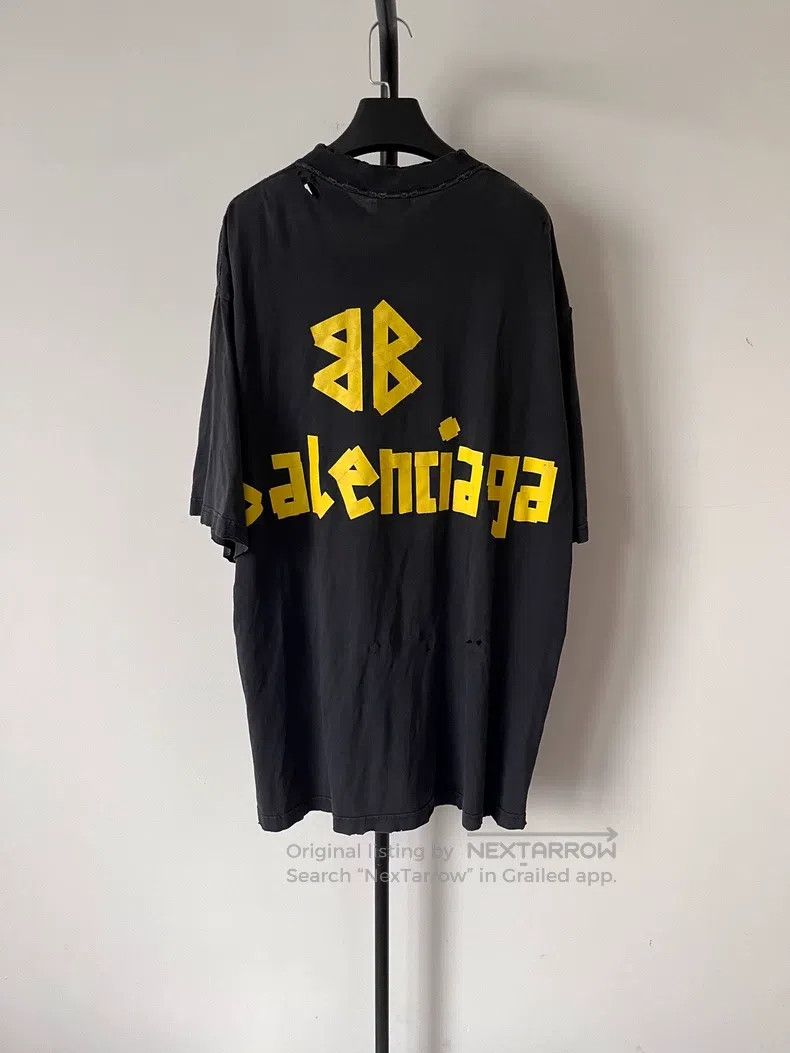 Balenciaga Balenciaga Tape Letter Logo Printed Plain Knit Round Neck Size US L / EU 52-54 / 3 - 2 Thumbnail
