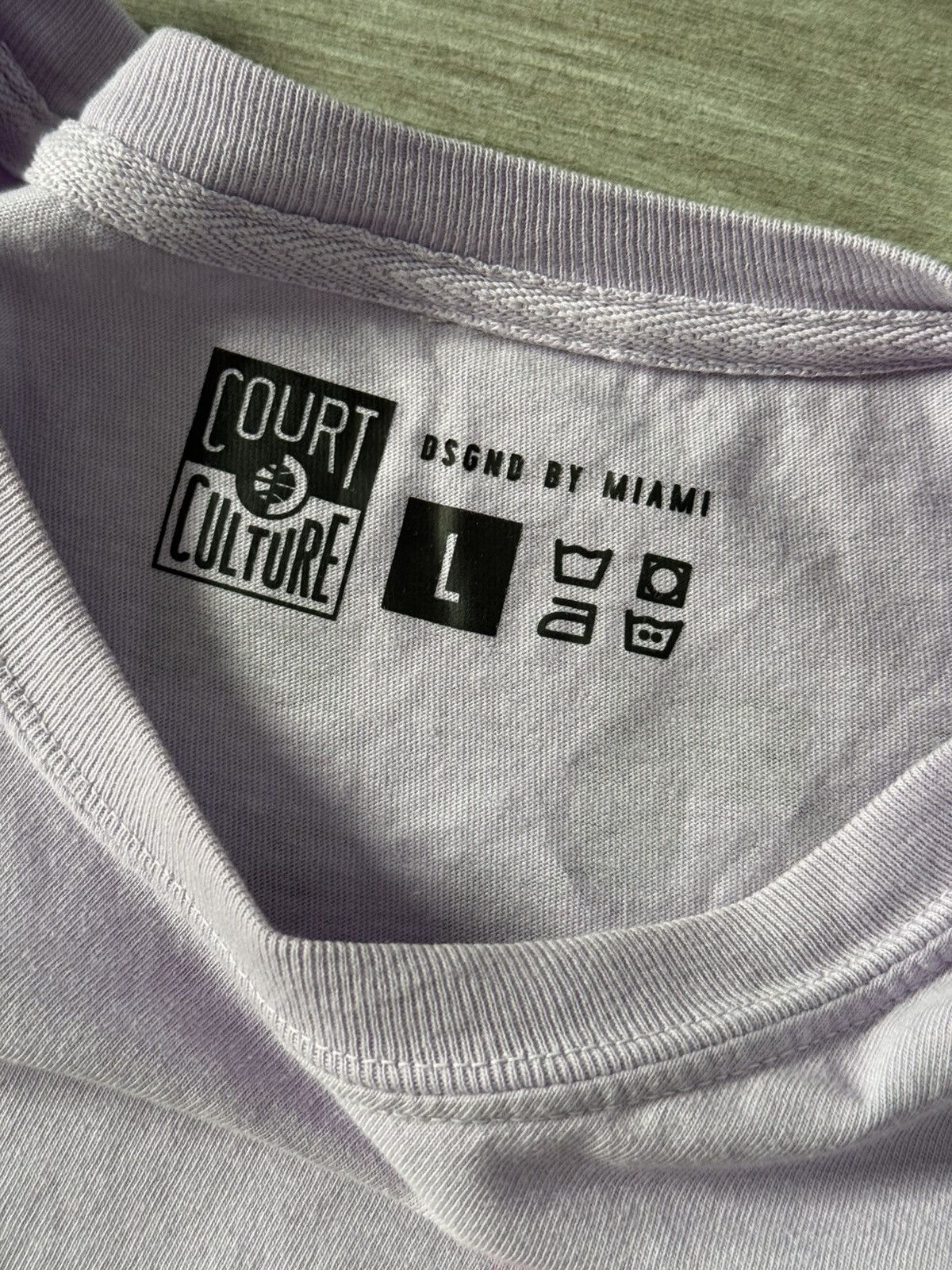 Other Court Culture Miami Heat ViceVersa Digi-Dunk Orchid Tee Sz L Size US L / EU 52-54 / 3 - 3 Thumbnail