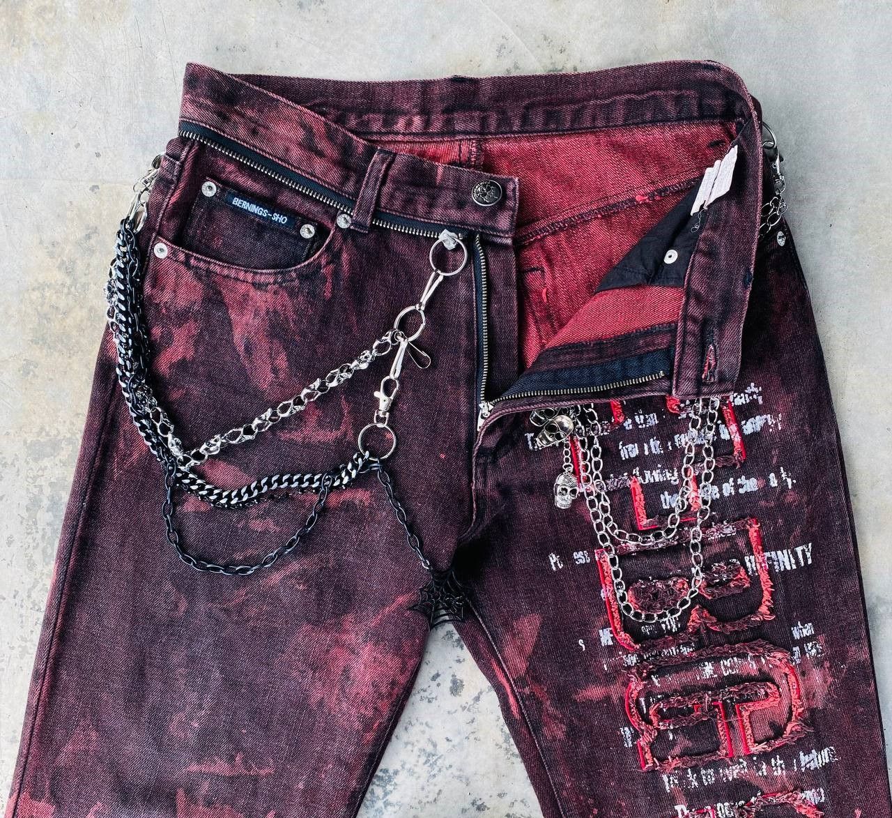 If Six Was Nine FLARED BERNING-SHO SKULL DYE DISTRESSED TORNADO MART STYLE Size US 28 / EU 44 - 9 Thumbnail
