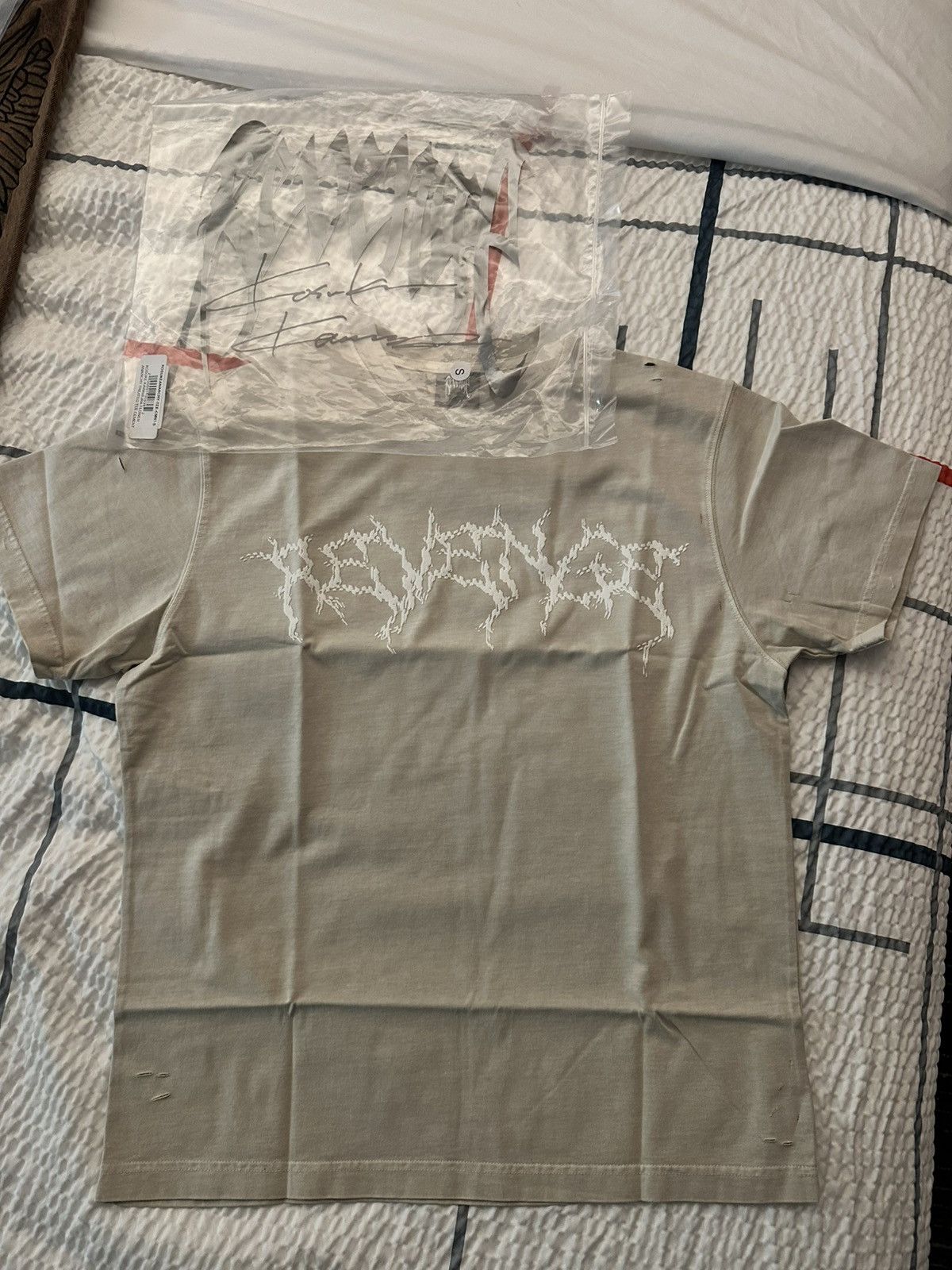 Revenge KOSUKE KAWAMURA FLOWER ANARCHY TREATED TEE CEMENT Size US S / EU 44-46 / 1 - 1 Thumbnail