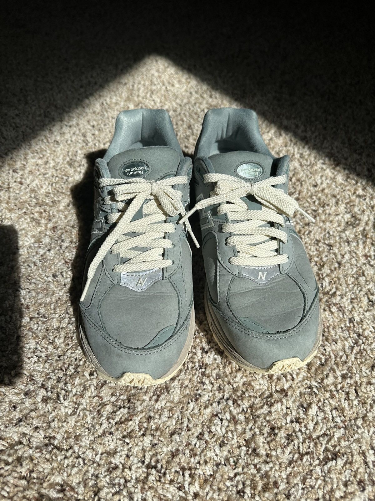 Kith × New Balance × Ronnie Fieg Kith New Balance 2002R Pistachio Size US 9.5 / EU 42-43 - 4 Thumbnail