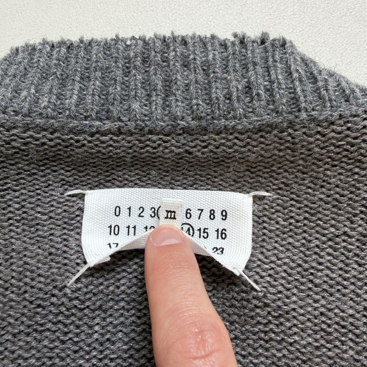 Maison Margiela A/W 21 Distressed Hems Wool Sweater Size US M / EU 48-50 / 2 - 7 Thumbnail