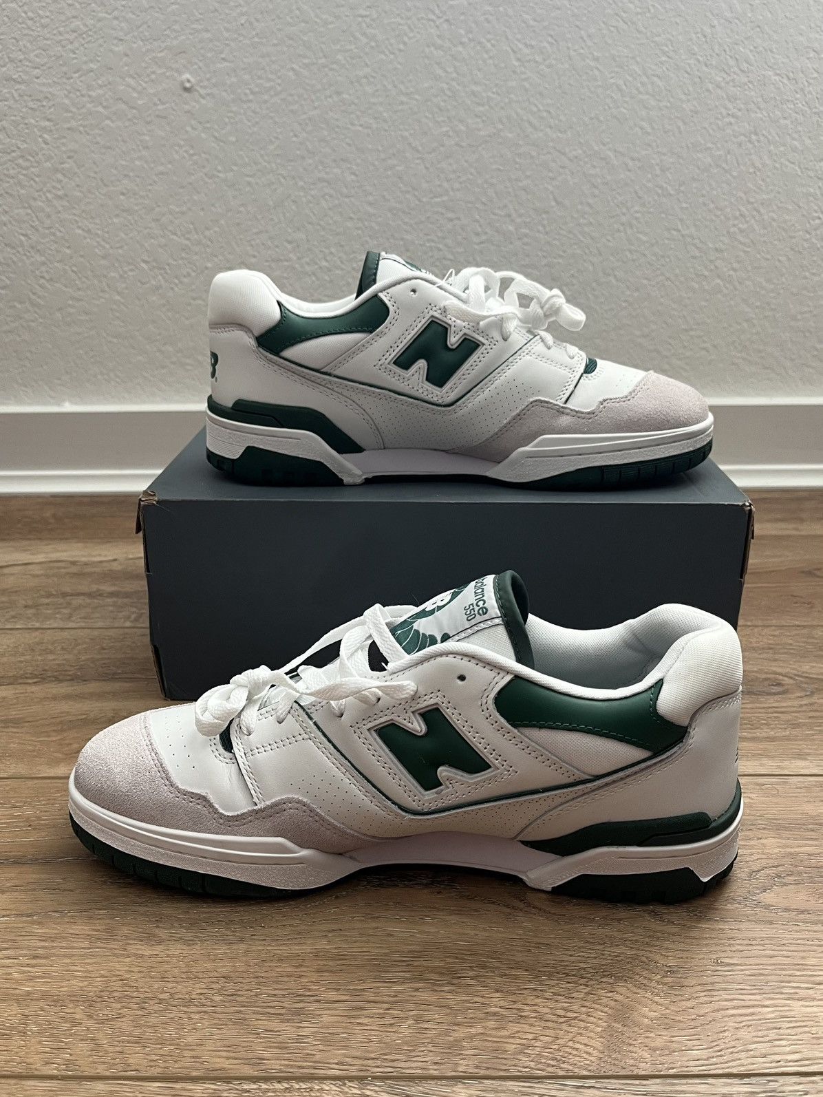 New Balance New Balance 550 White Green Size US 11.5 / EU 44-45 - 2 Thumbnail
