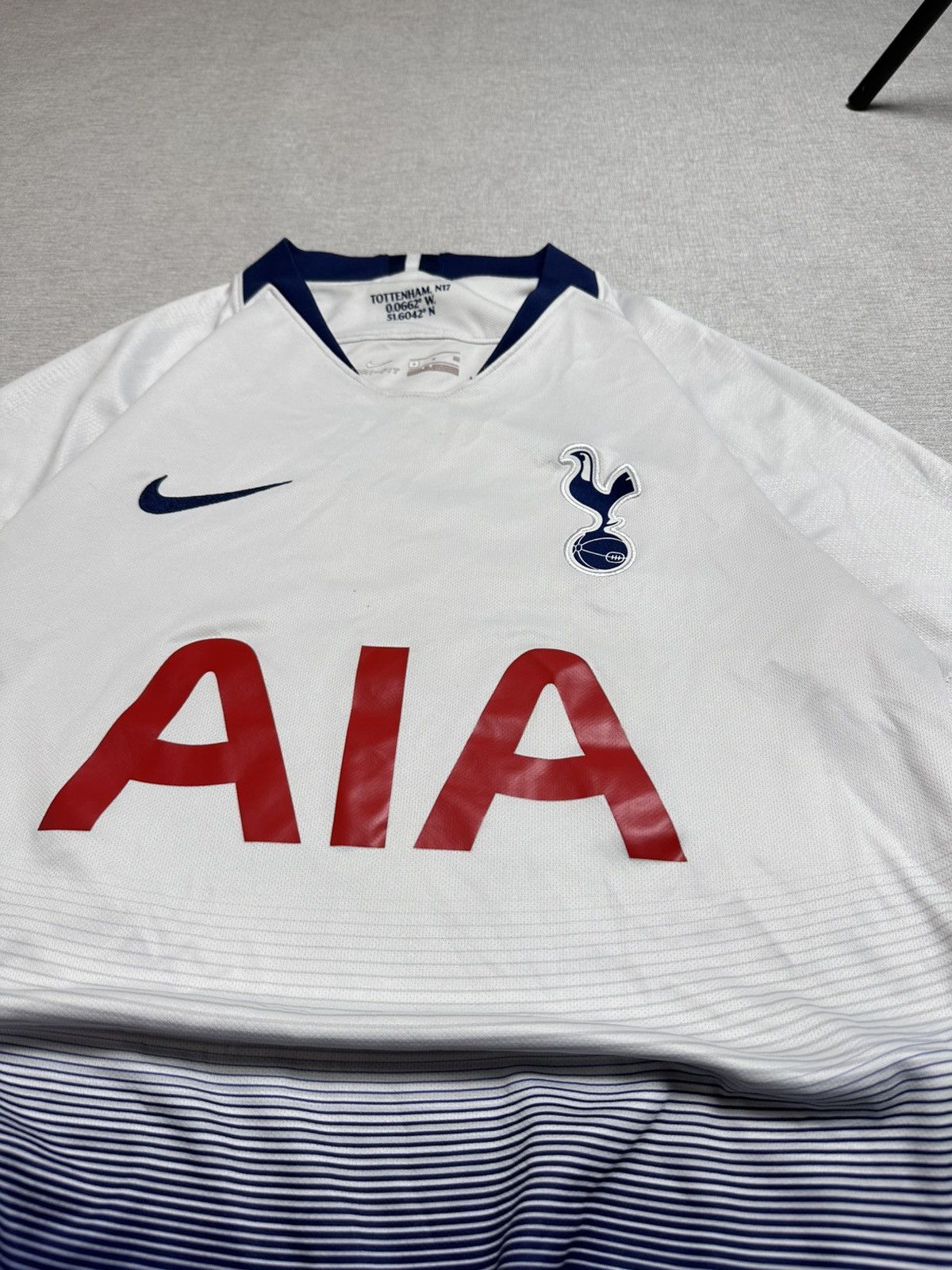 Nike Nike Tottenham home jersey Hotspur 2018/19 Size US S / EU 44-46 / 1 - 7 Thumbnail