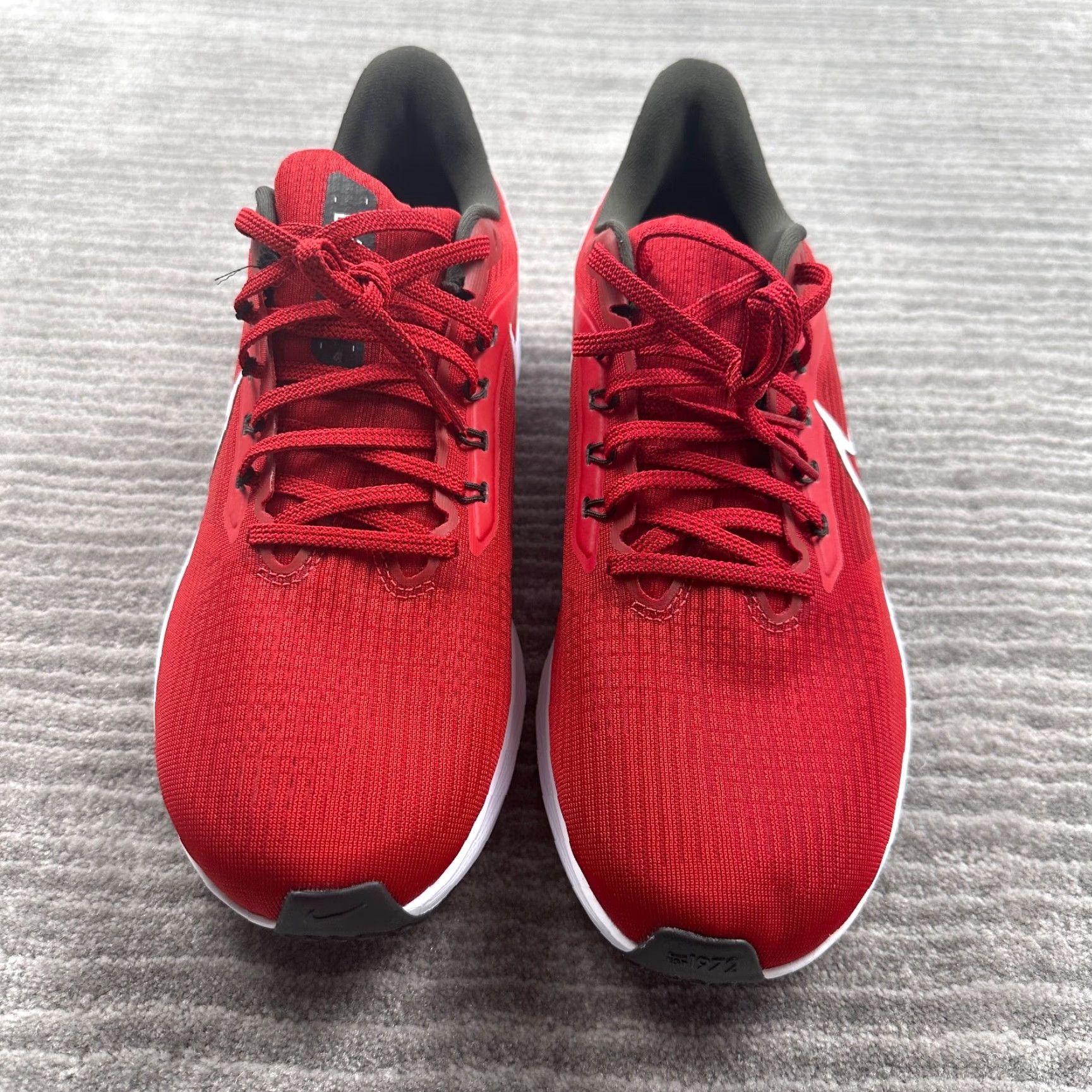 Nike Nike Air Zoom Pegasus 39 Mens 14 NFL Tampa Bay Buccaneers Red 2022 Size ONE SIZE - 5 Thumbnail