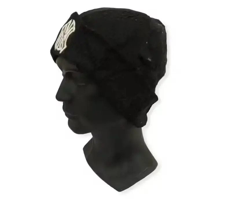 MLB × New York Yankees Vintage New York Yankees Big Logo Beanie Hat Size ONE SIZE - 3 Thumbnail