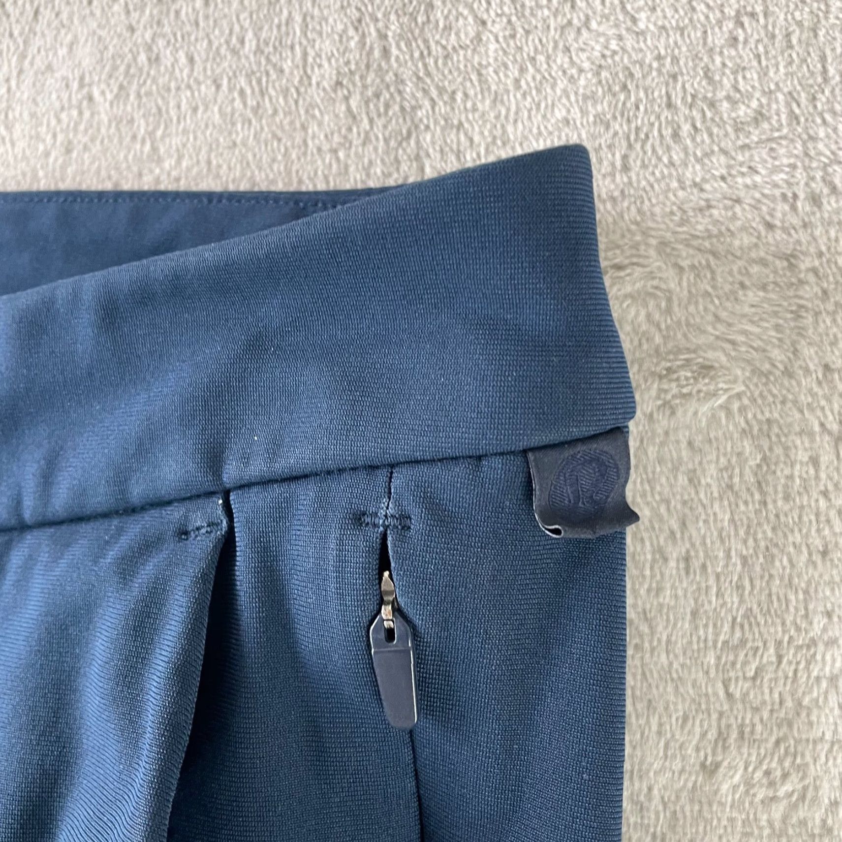 Lululemon Lululemon Commission Pants Men 33X29 True Navy Slim Warpstreme Tapered Trouser Size US 33 - 3 Thumbnail