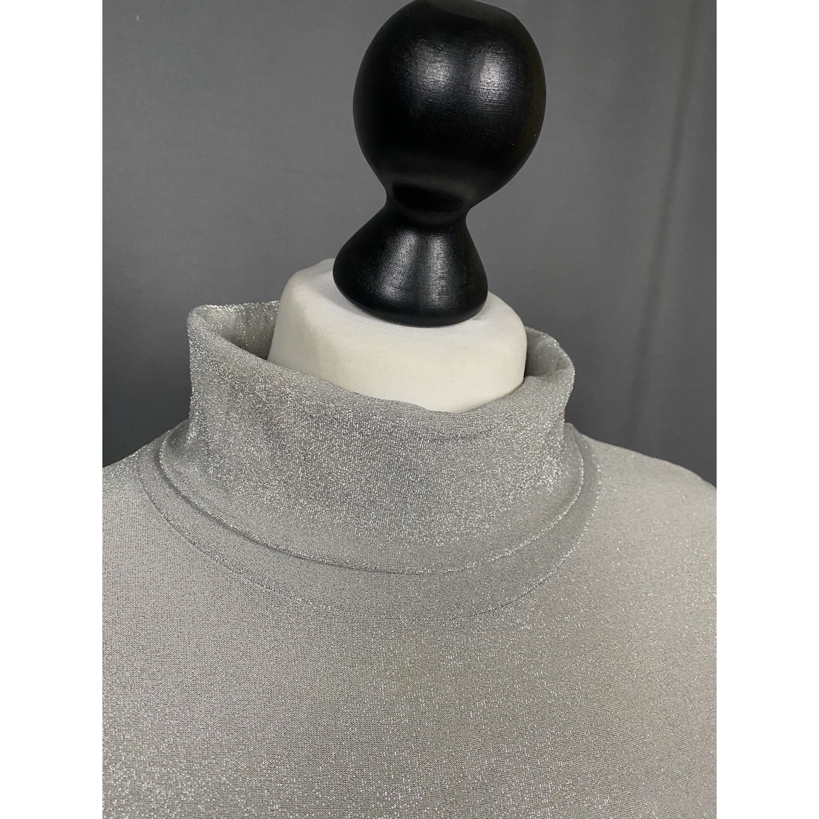 Versus Versace Versus Versace Vintage Women's Gray Lurex Turtleneck Sweater Size S / US 4 / IT 40 - 7 Thumbnail
