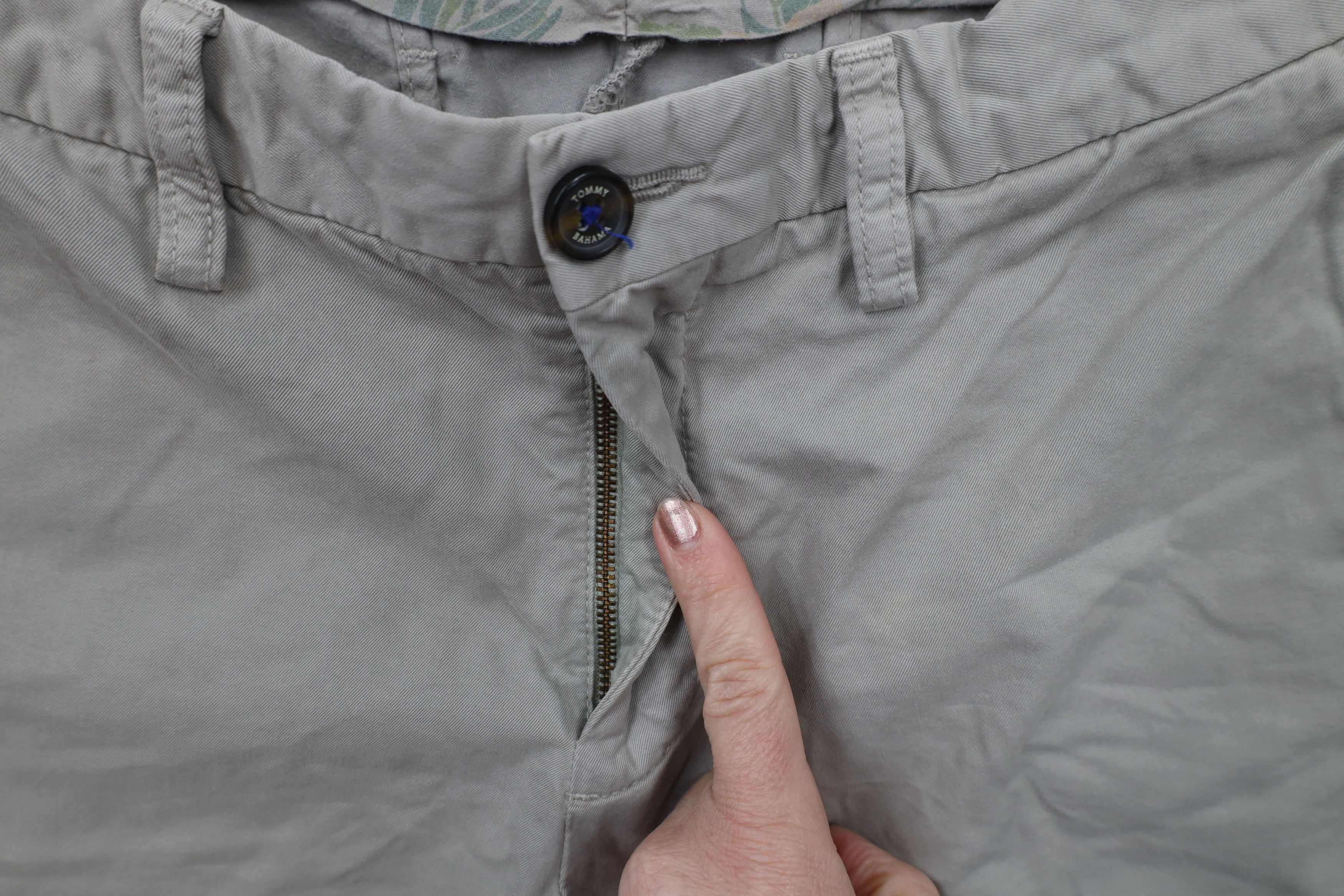 Tommy Bahama × Vintage Vintage Y2K Tommy Bahama Knee Golfing Chino Shorts Gray Size US 34 / EU 50 - 5 Thumbnail