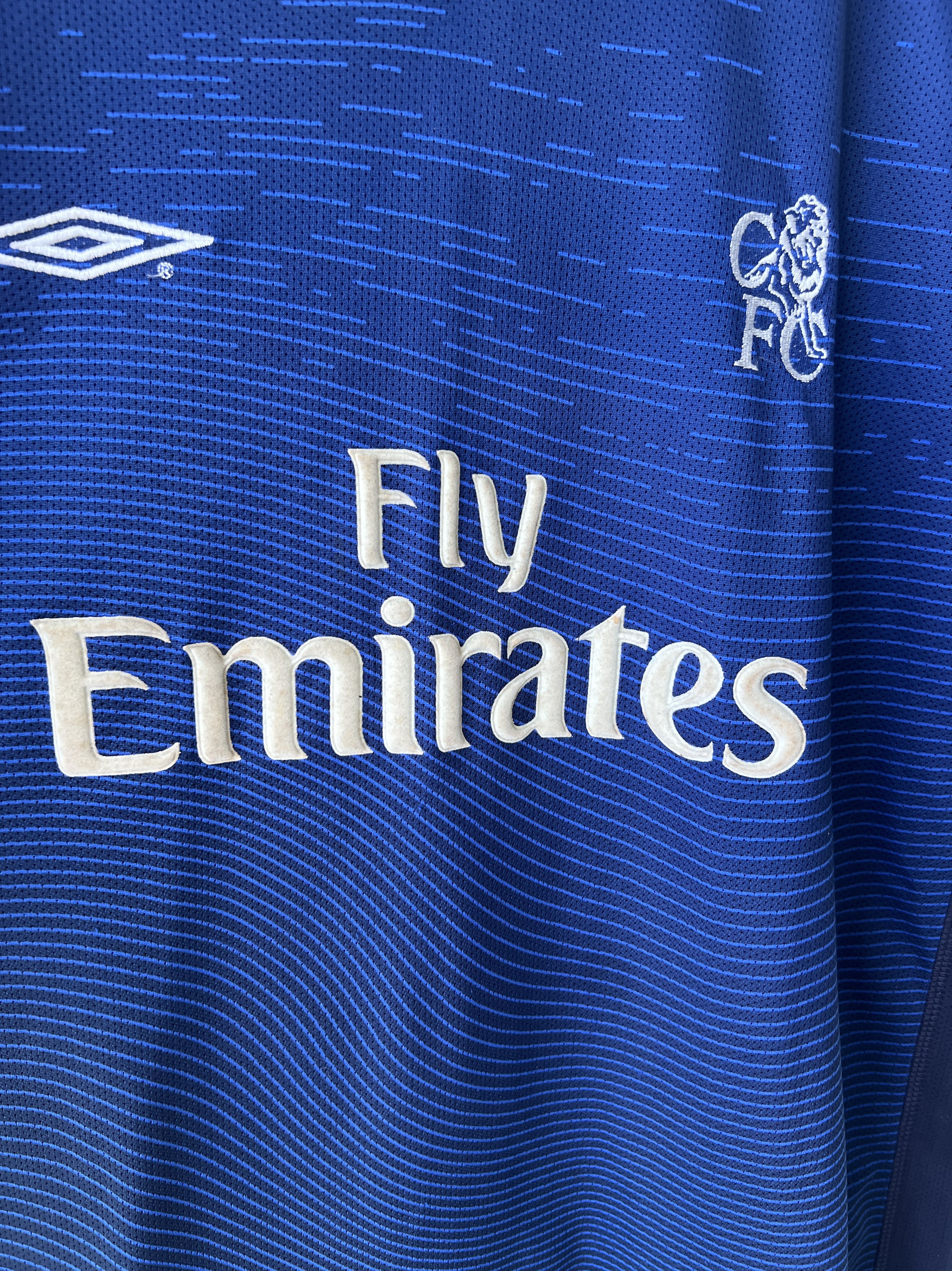 Umbro (L) Chelsea 2003-04 Training Kit Size US L / EU 52-54 / 3 - 6 Thumbnail
