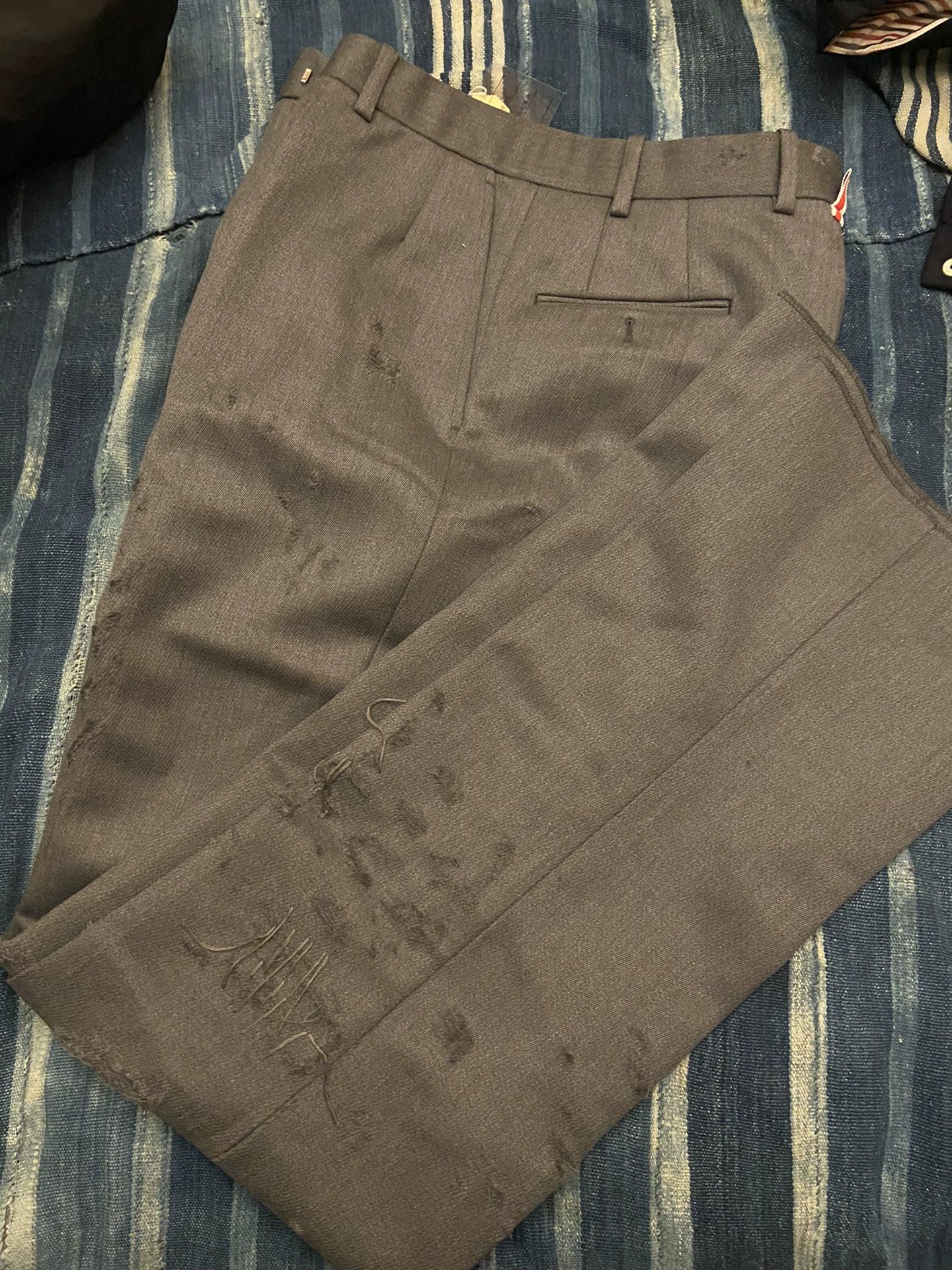 Thom Browne thom browne distressed gray trousers Size US 31 - 1 Thumbnail