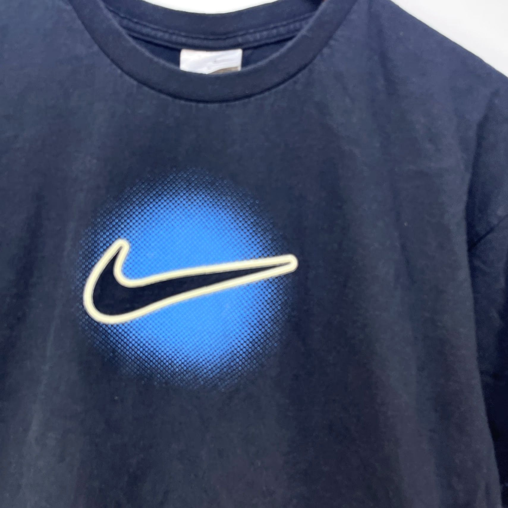 Nike VINTAGE Nike Big Swoosh Y2K T Shirt Large Size US L / EU 52-54 / 3 - 2 Thumbnail