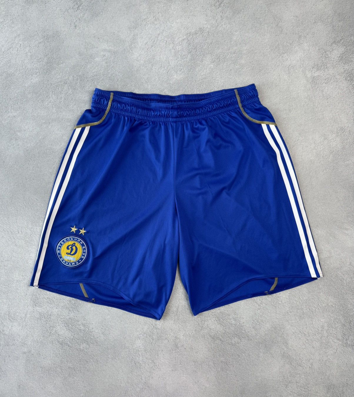 Adidas Dynamo Kyiv 2009 2011 Away Football Soccer Shorts Adidas Size US 36 / EU 52 - 1 Thumbnail