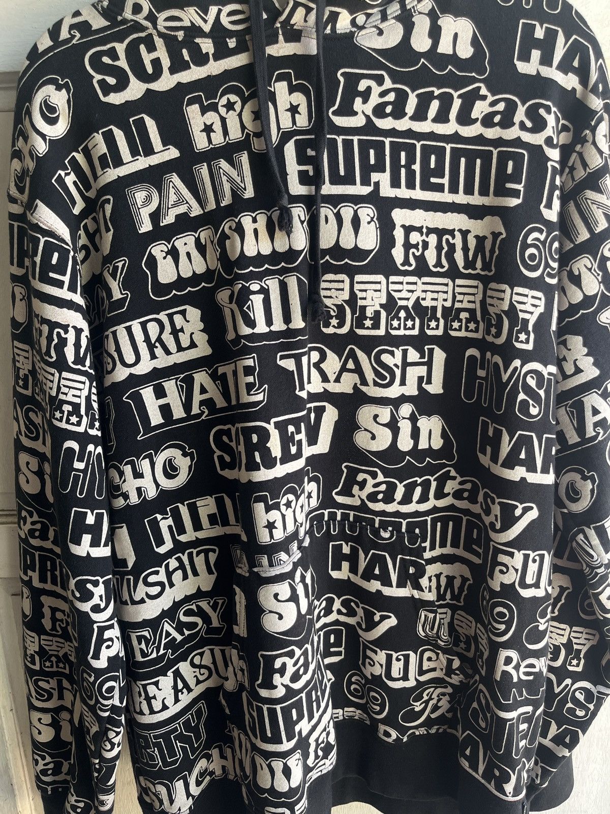 Hysteric Glamour × Supreme